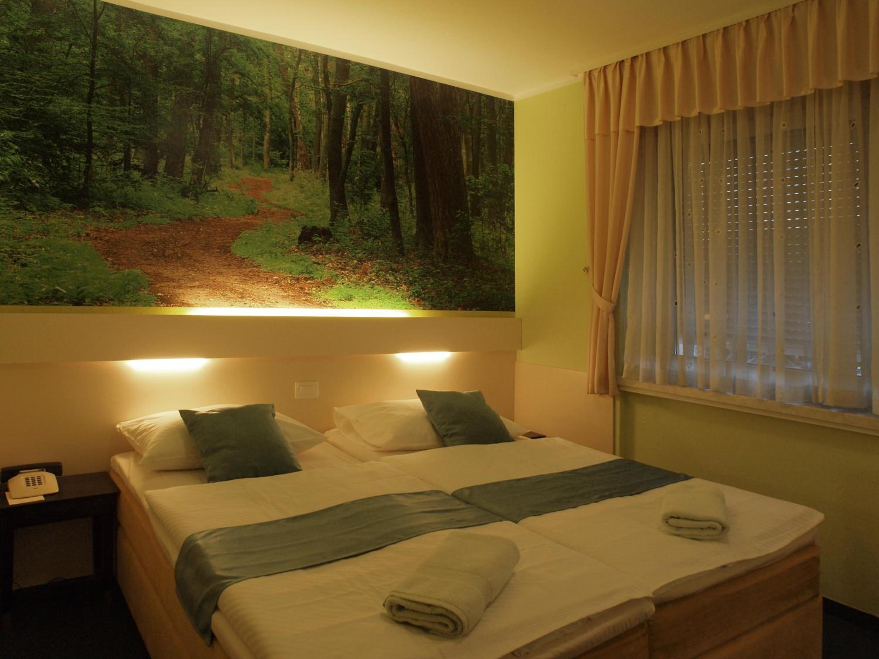 Double Room - Photo 4