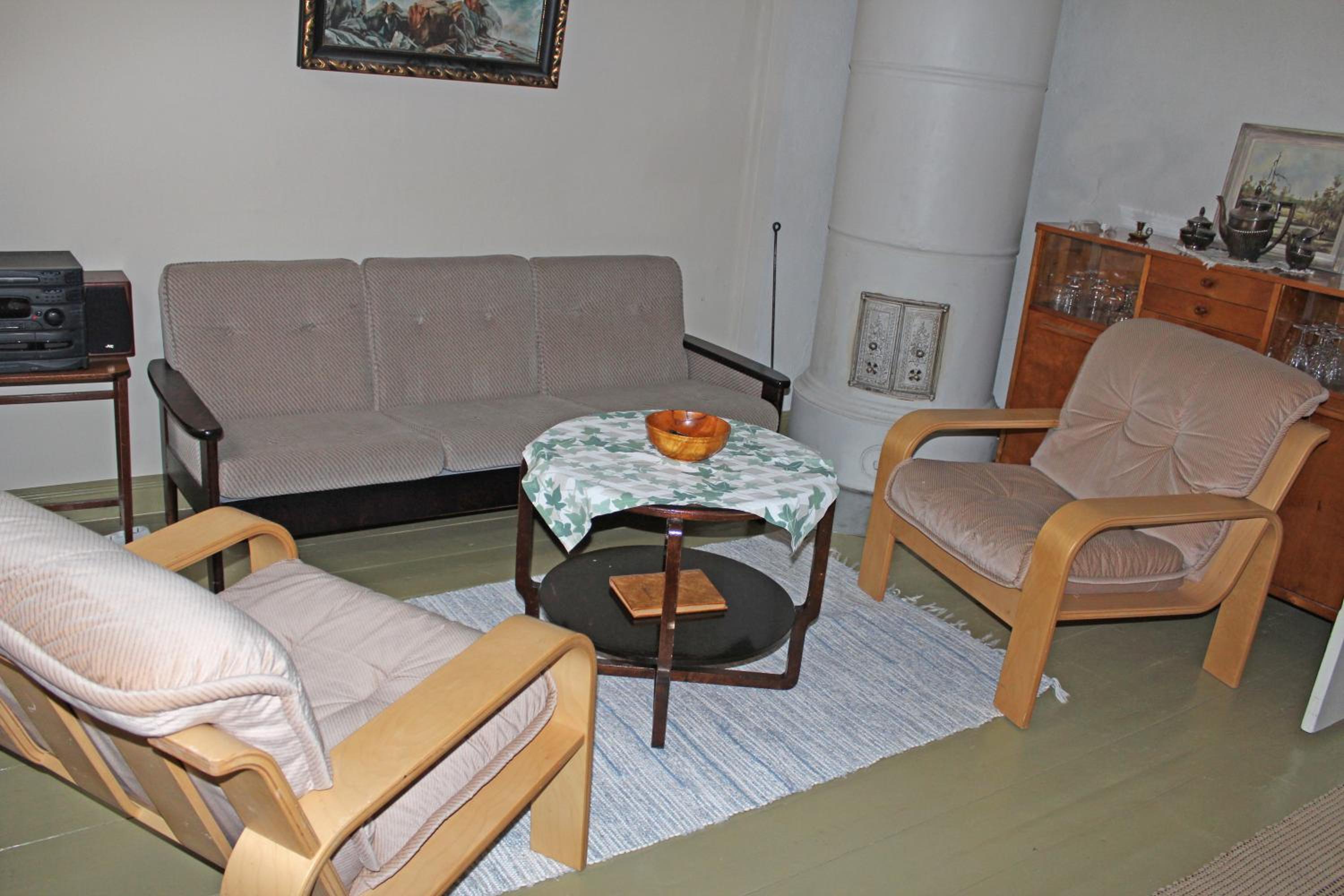 One-Bedroom Apartment photo 3