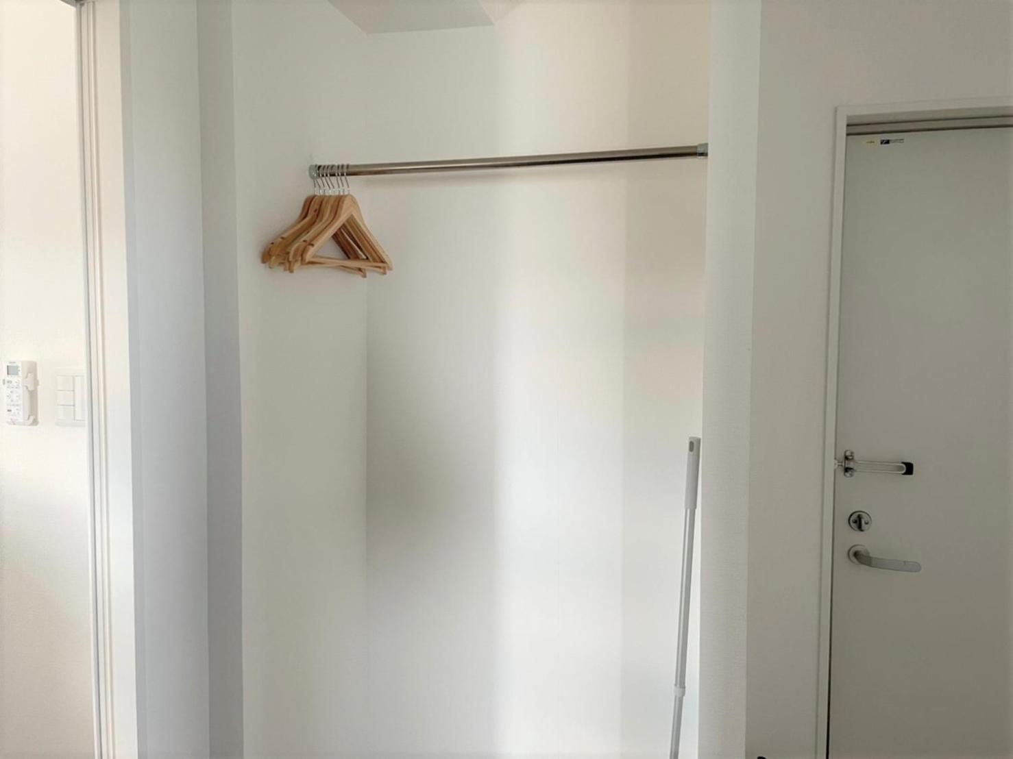 Twin Room - Photo 18