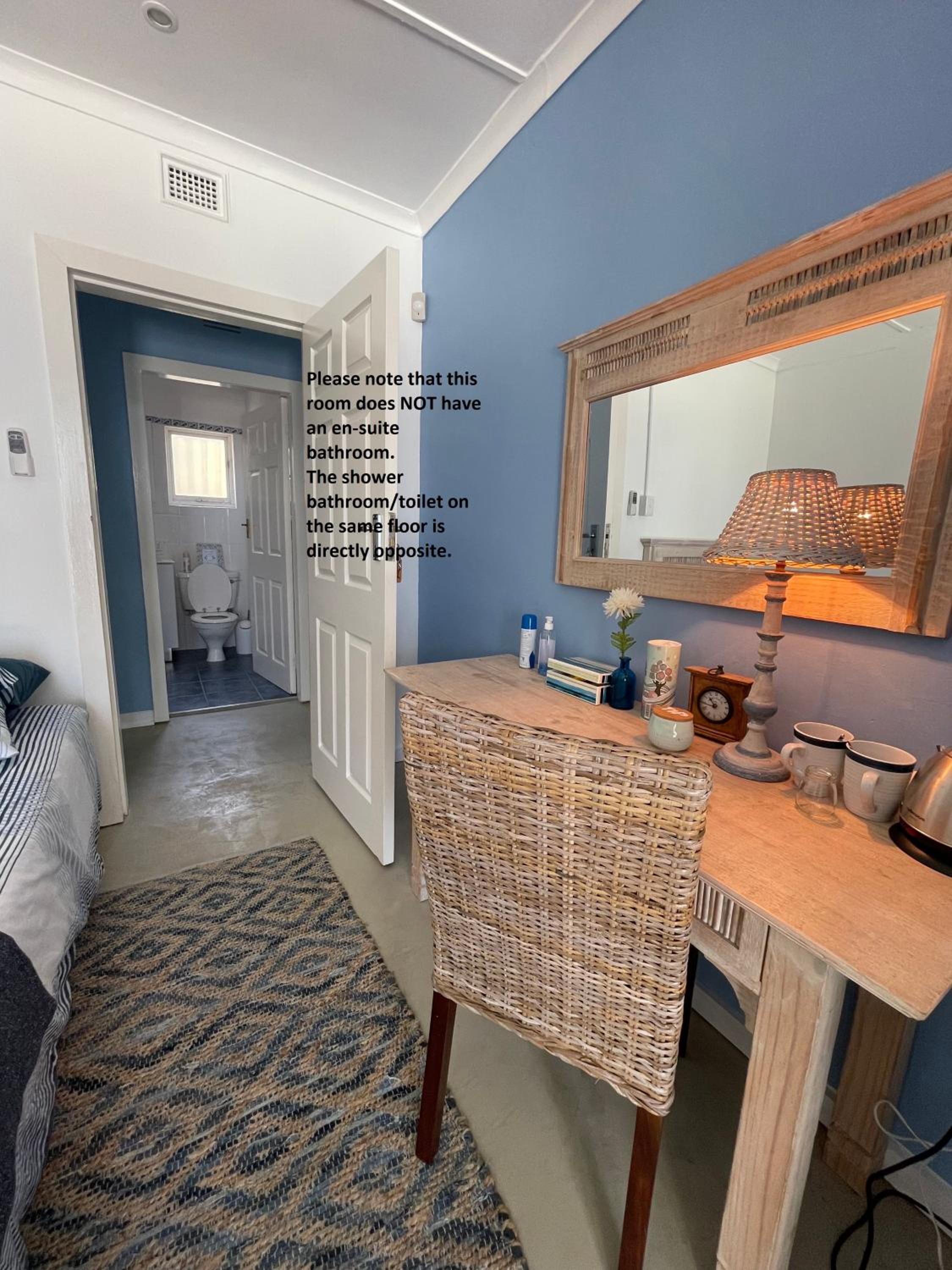 Standard Double Room - Photo 6