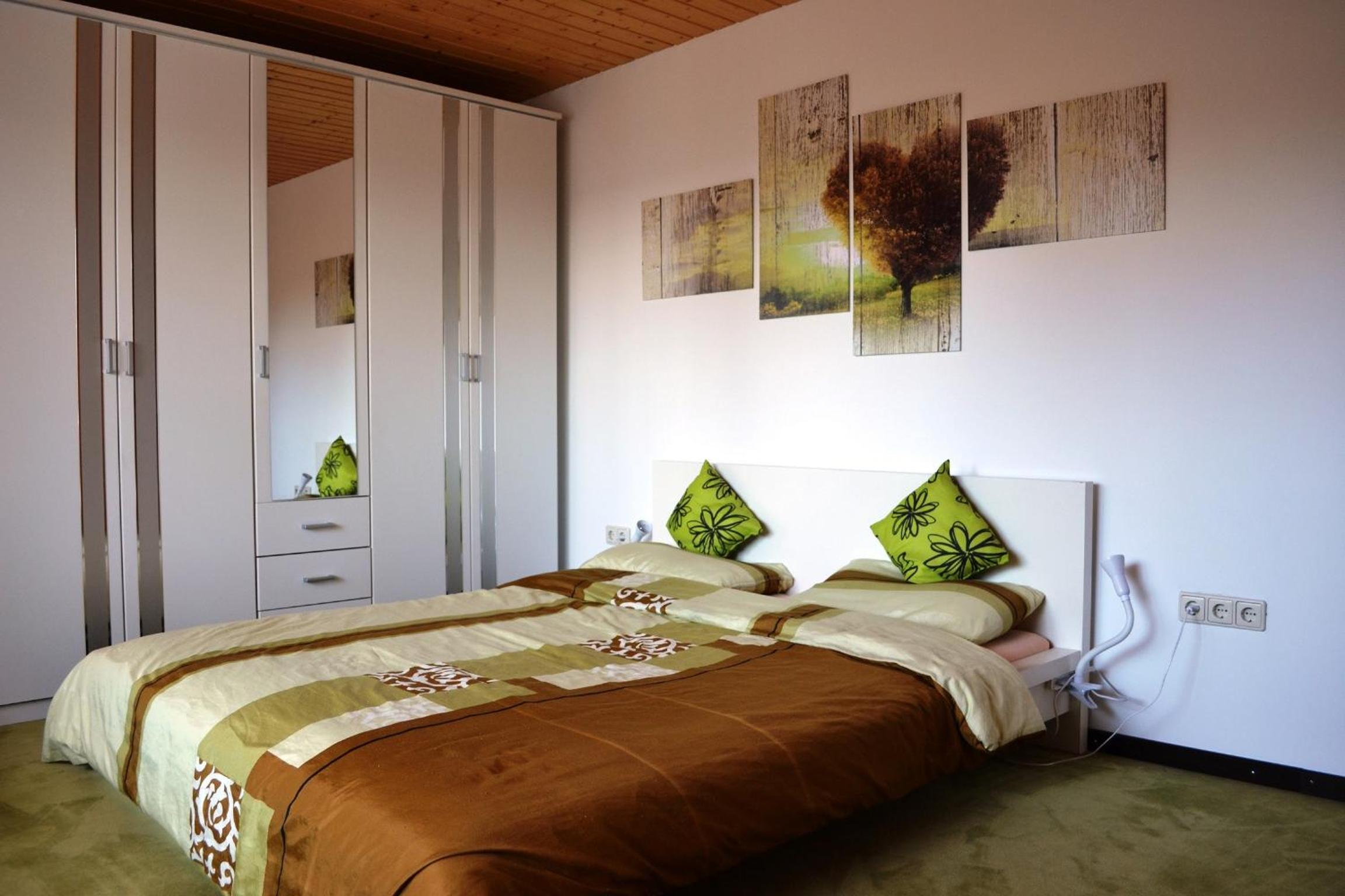 One-Bedroom Apartment - Photo 7