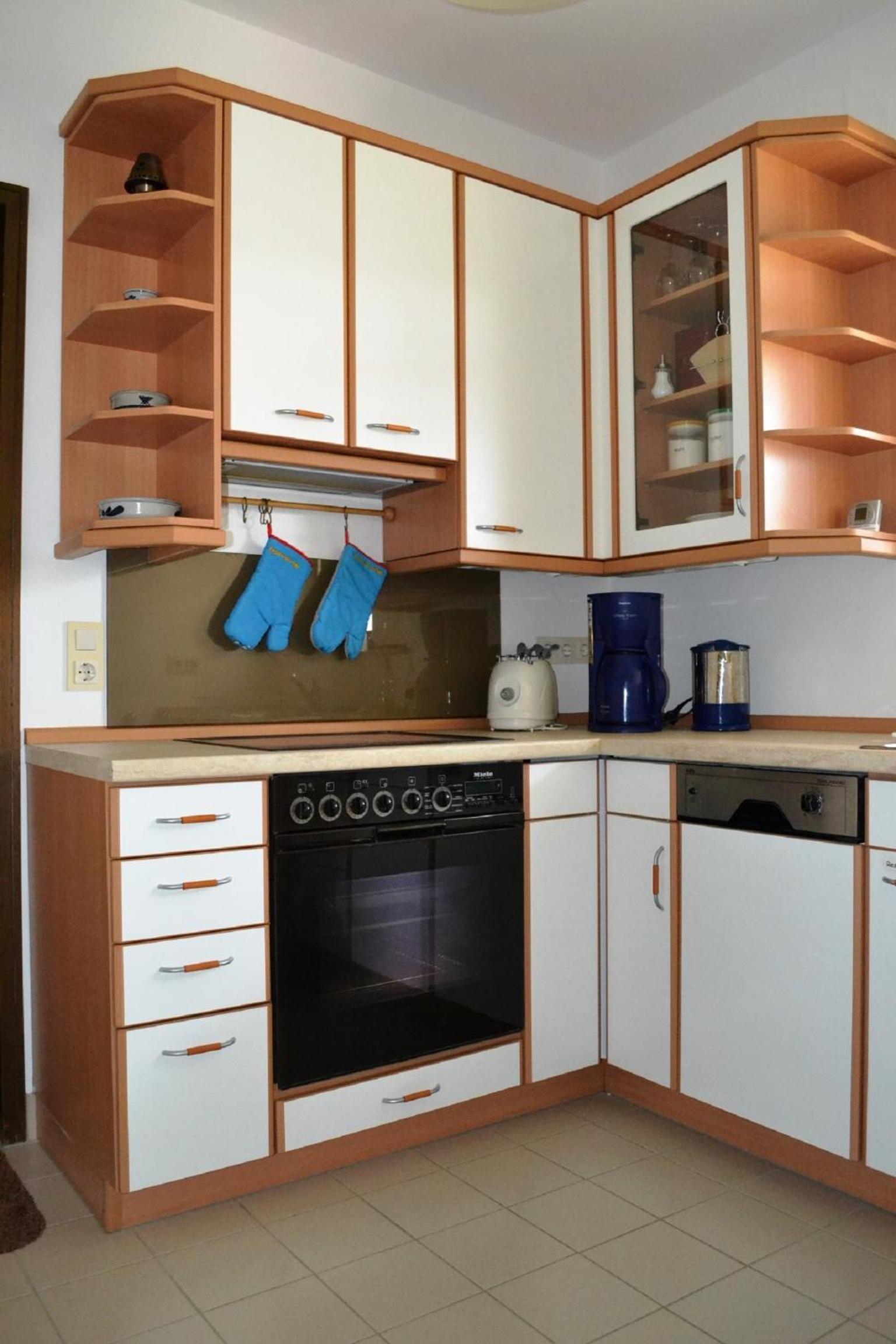 One-Bedroom Apartment - Photo 4