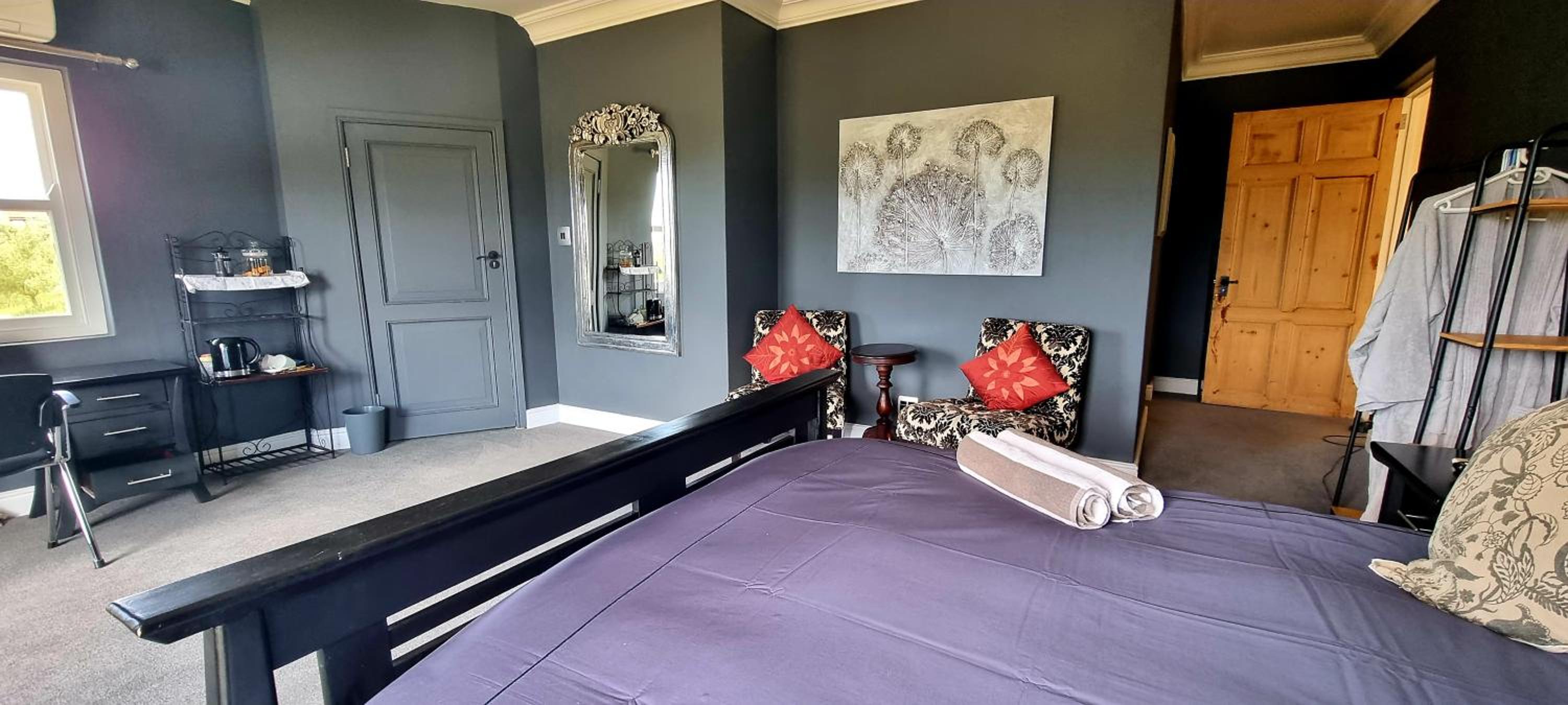 Suite with Mountain View - Photo 6