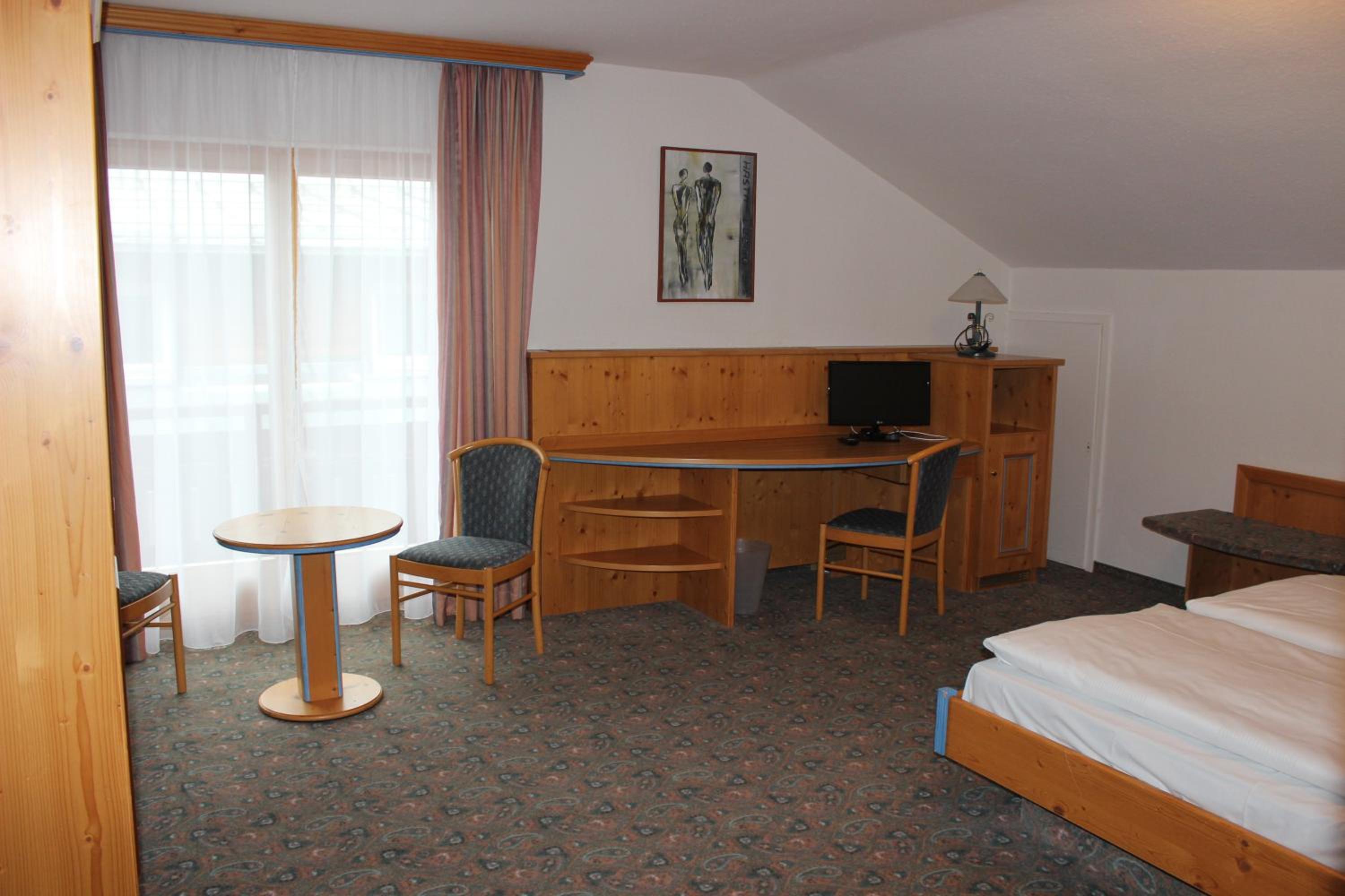 Quadruple Room with Balcony photo 1