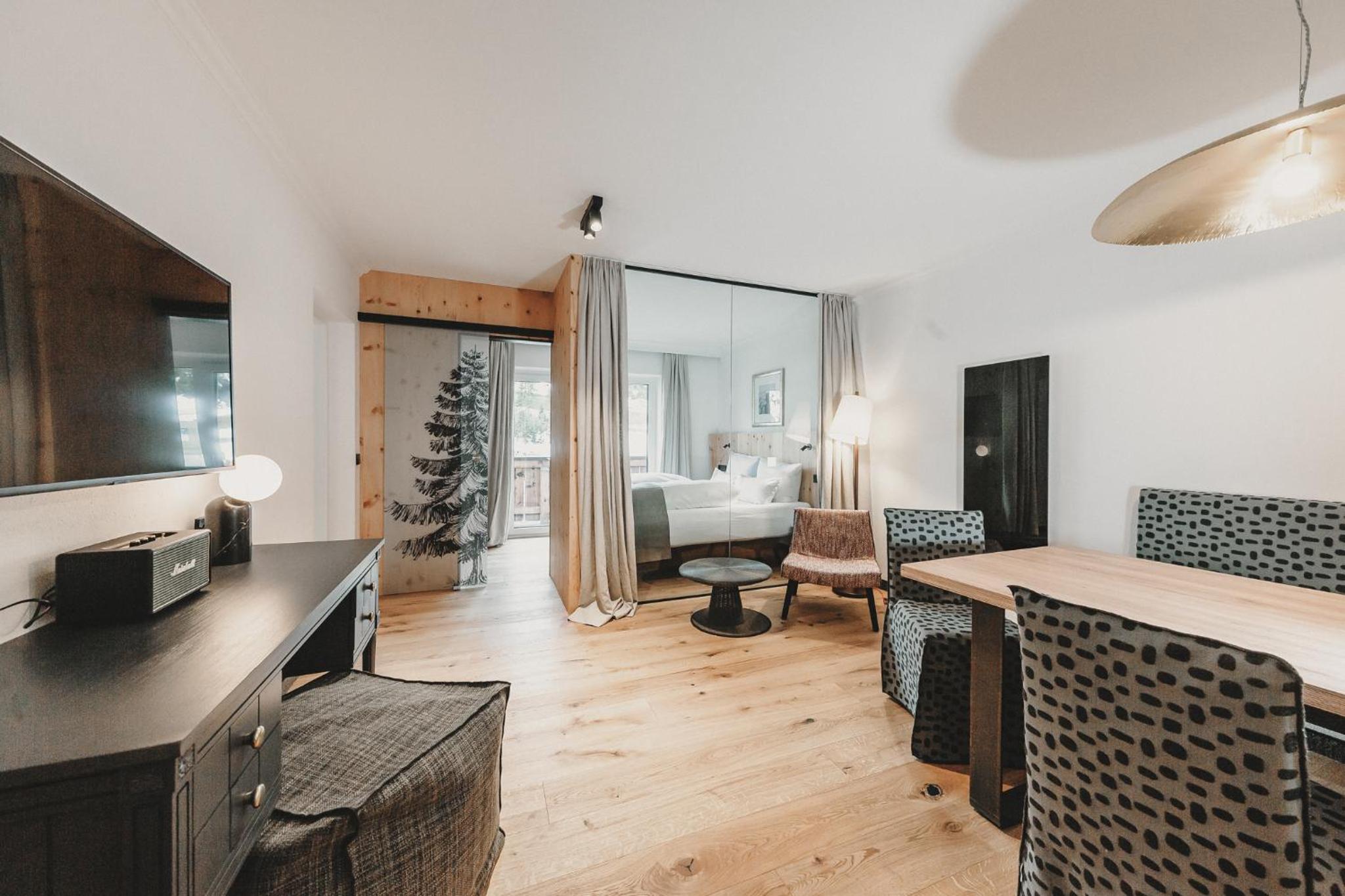 Apartment with Balcony