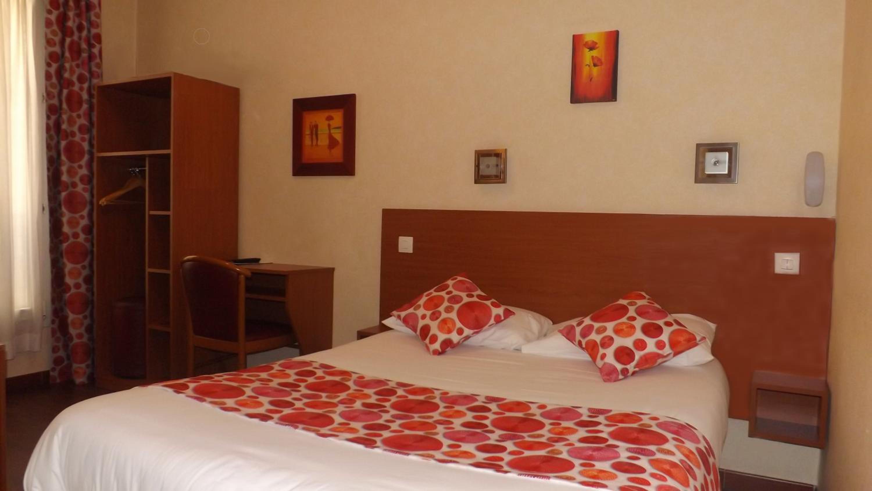 Standard Double Room photo 1