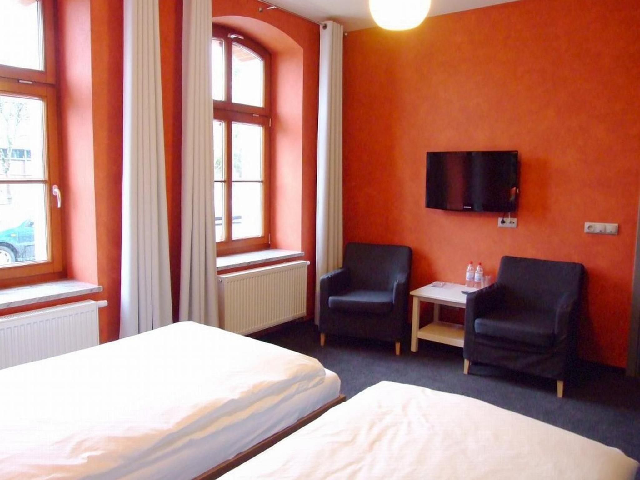 Double Room - Photo 6