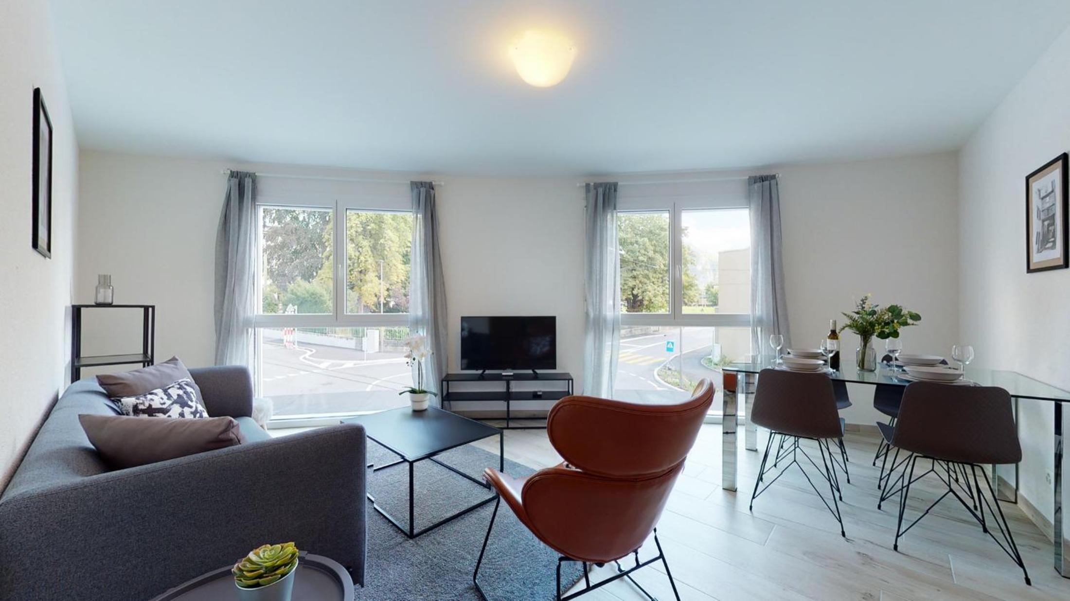 One-Bedroom Apartment
