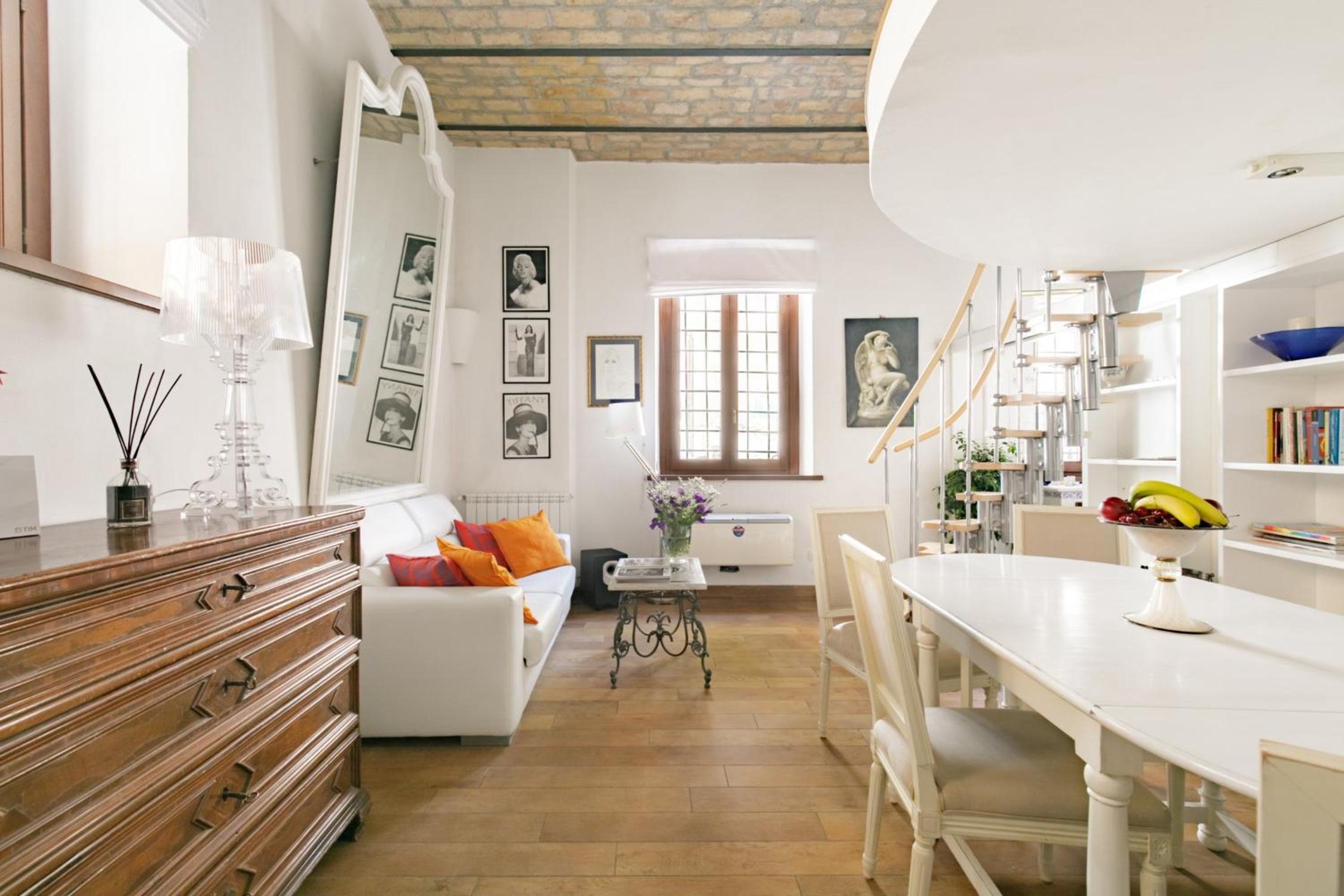 Apartment - Split Level