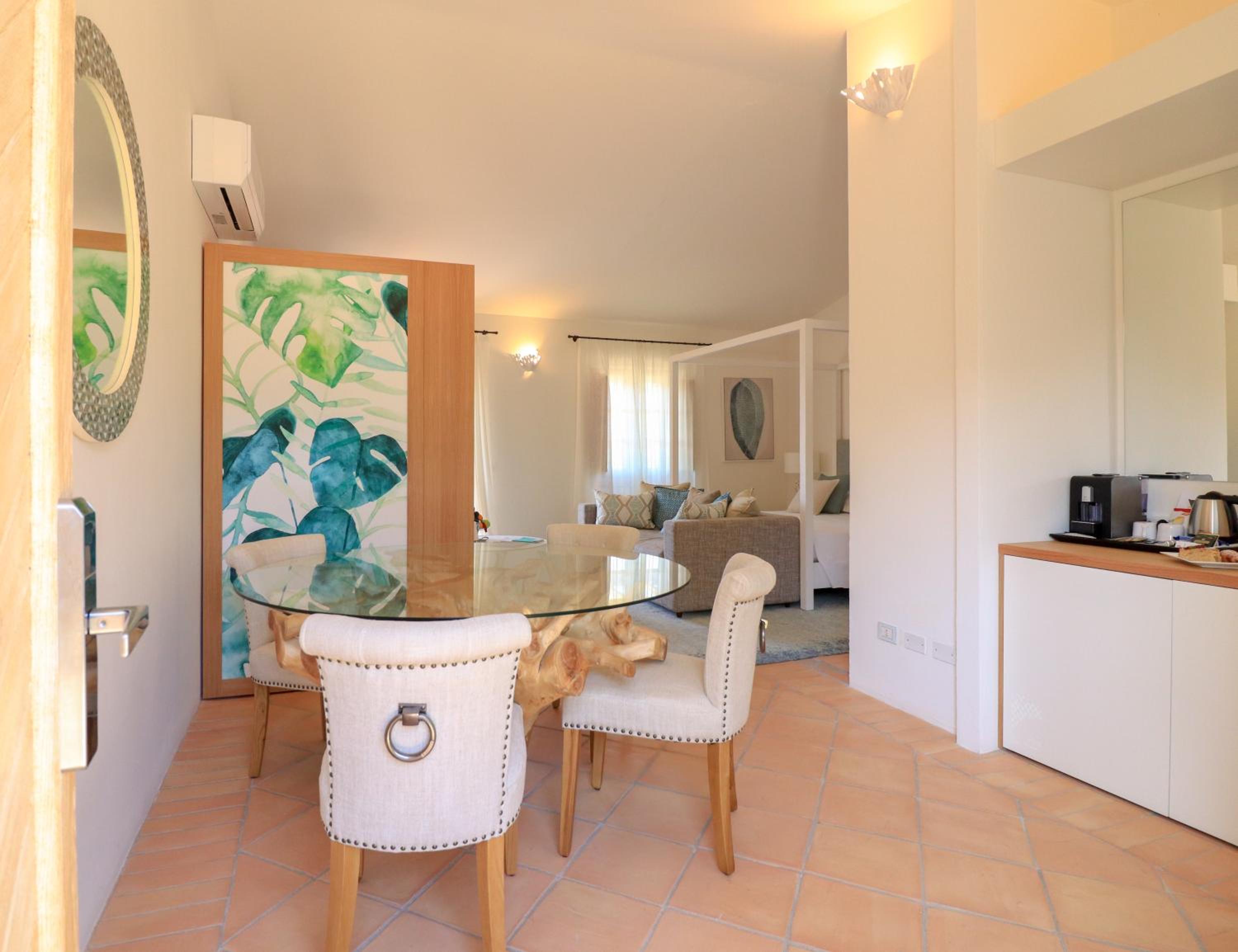 Deluxe Suite - Photo 3