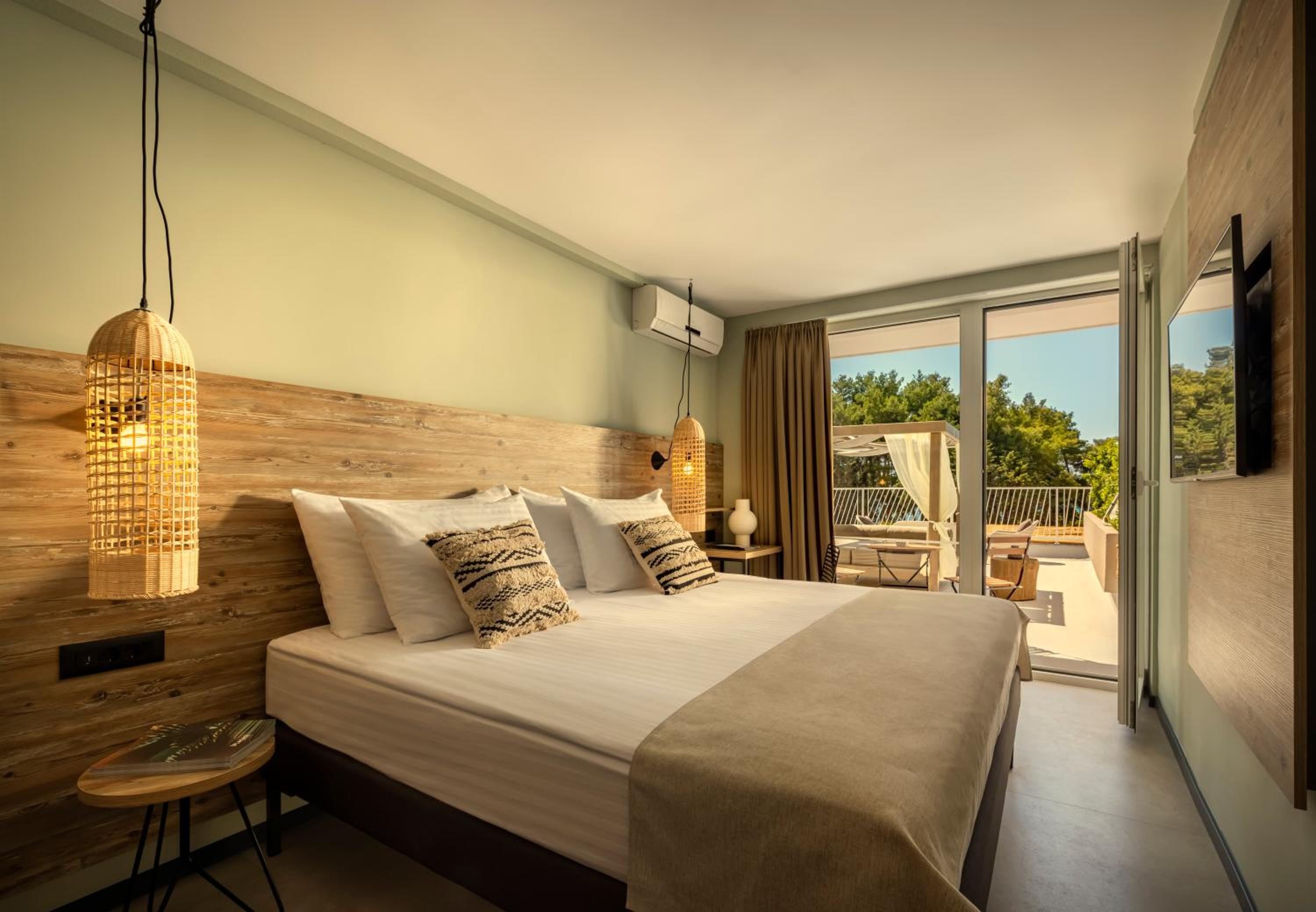 [PLACESROOM] for 4 with lounge terrace