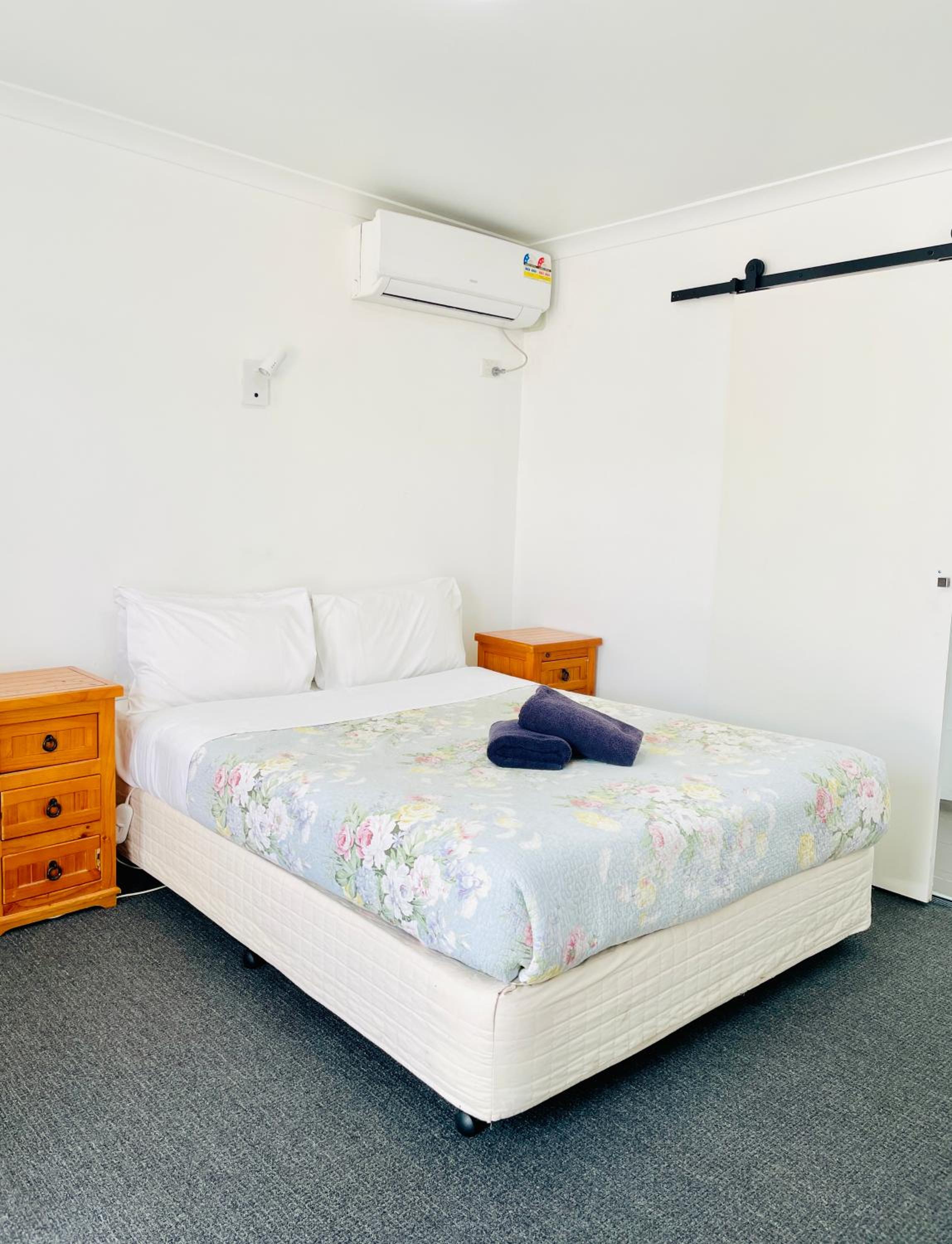 Budget Double Room photo 1