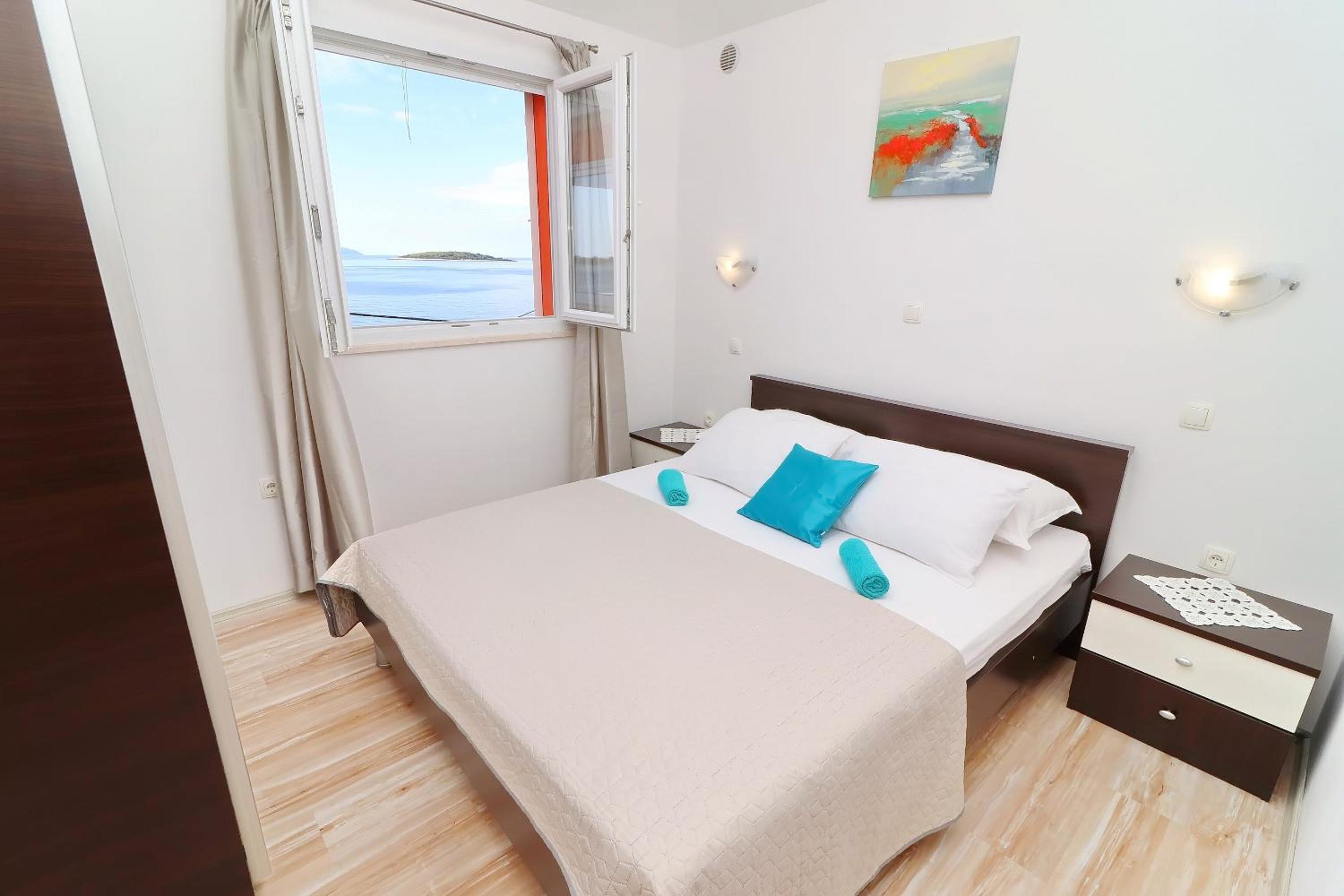 Two Bedroom Apartment with Terrace and Sea View
