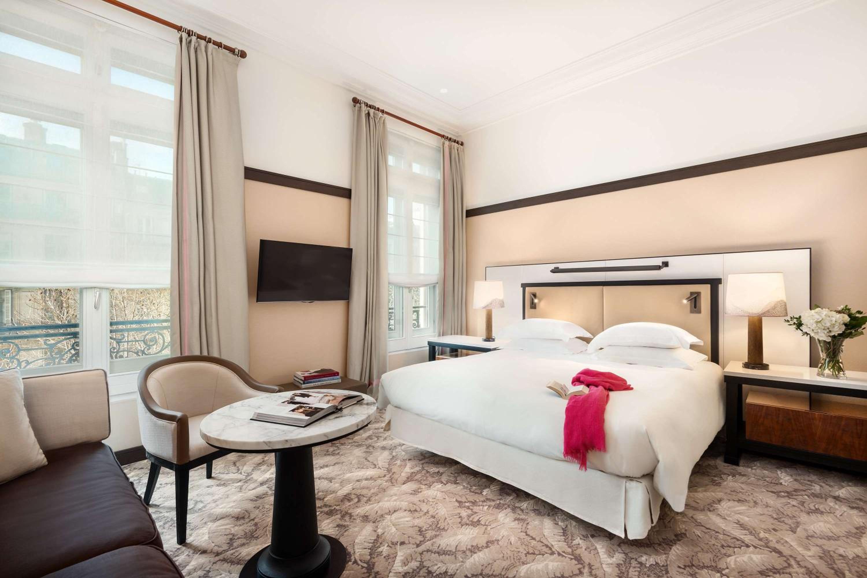 Premium King Room