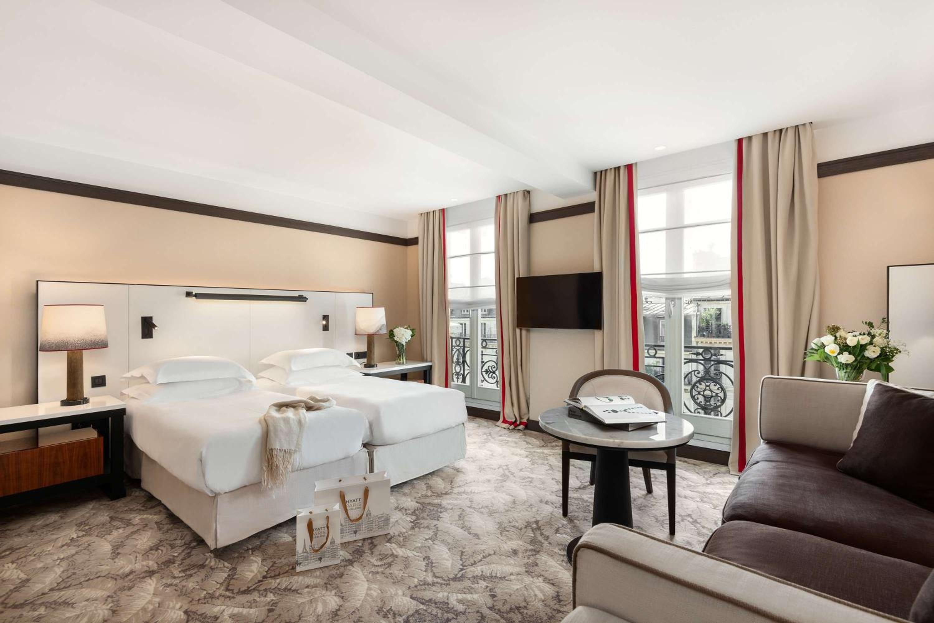 Junior Twin Suite