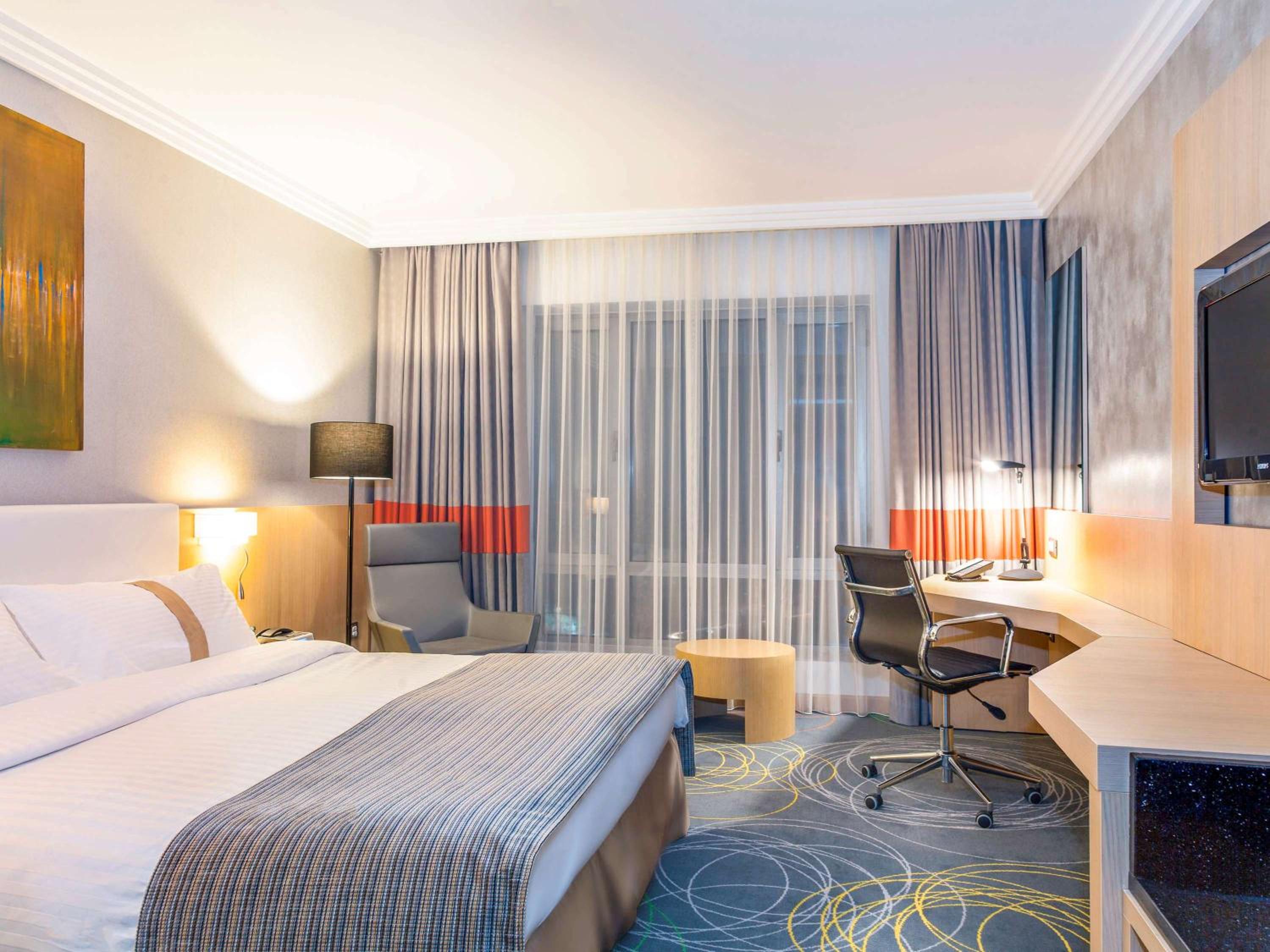 Superior King Room - Photo 1
