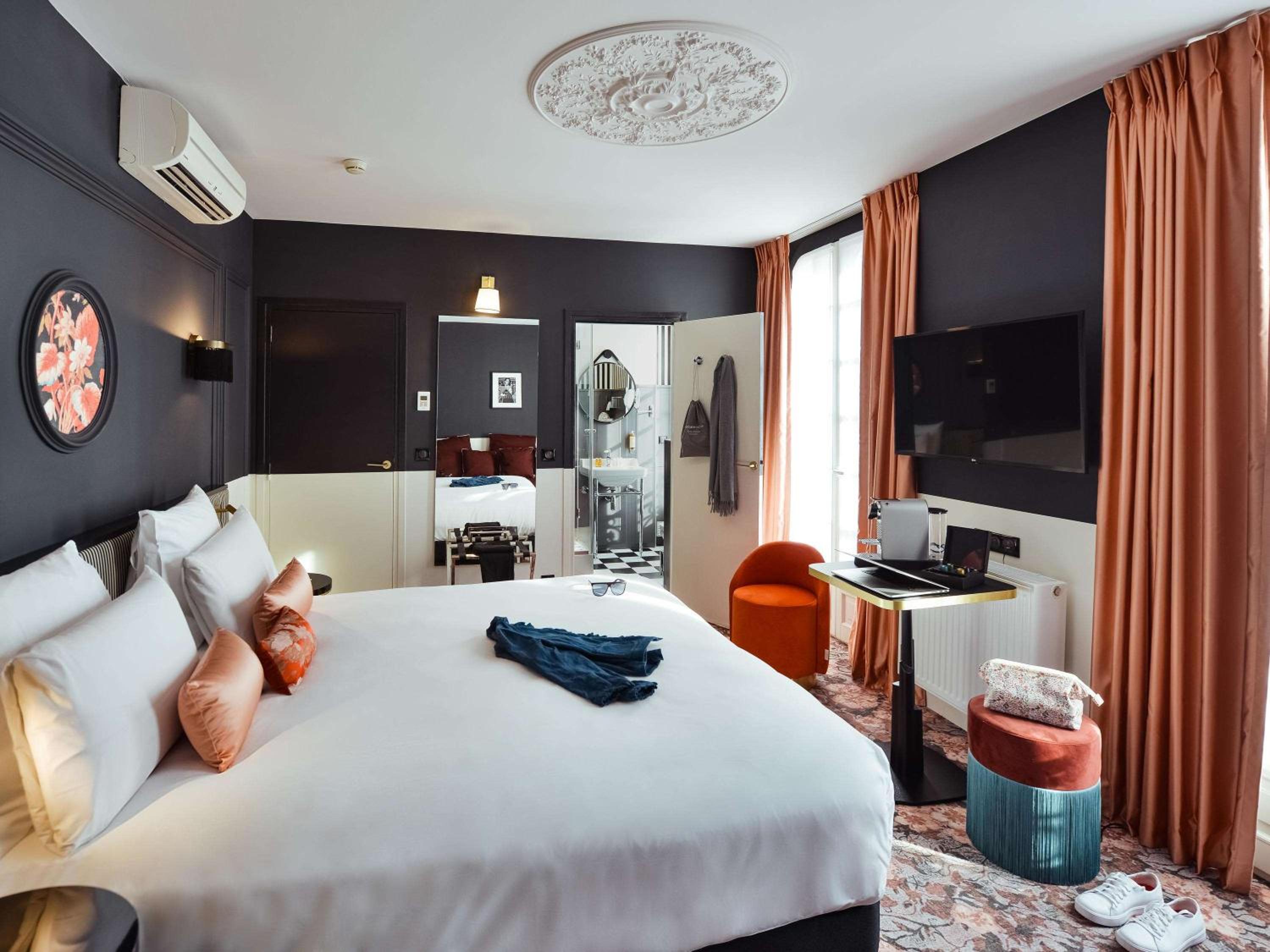 Triple Privilege Room with Sofa Bed