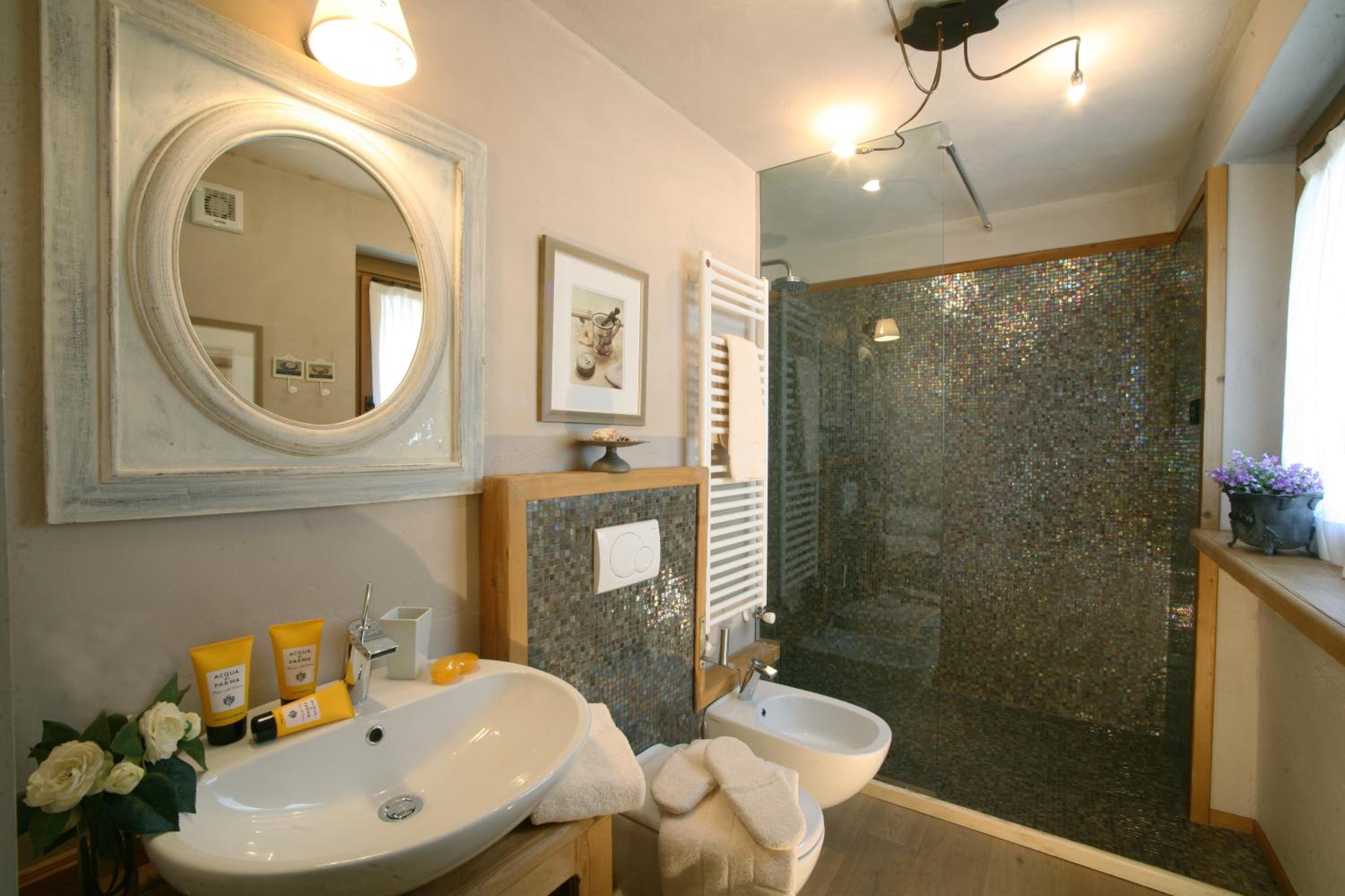 Double or Twin Room with Balcony photo 3