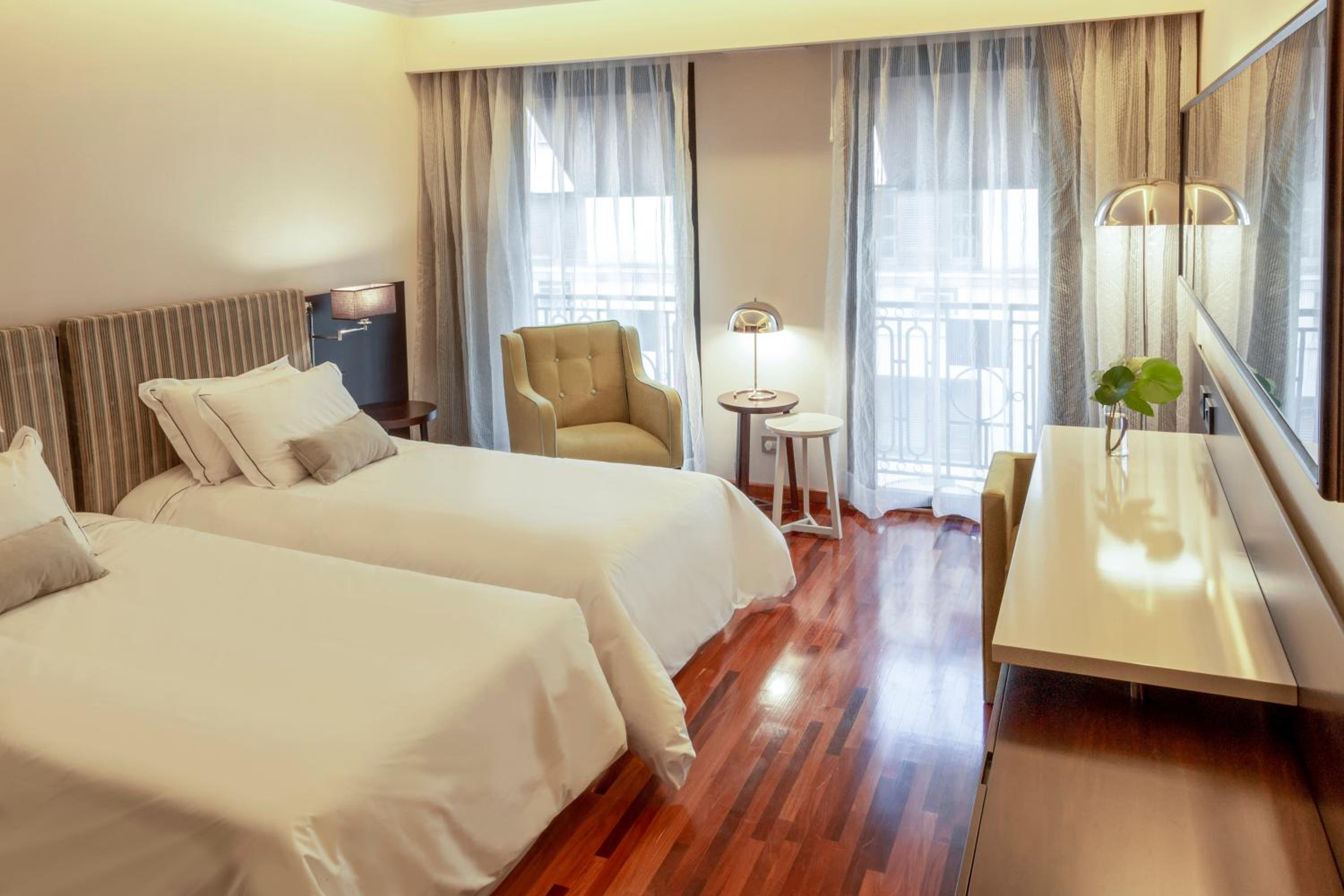 Superior Twin Room - Non-Smoking