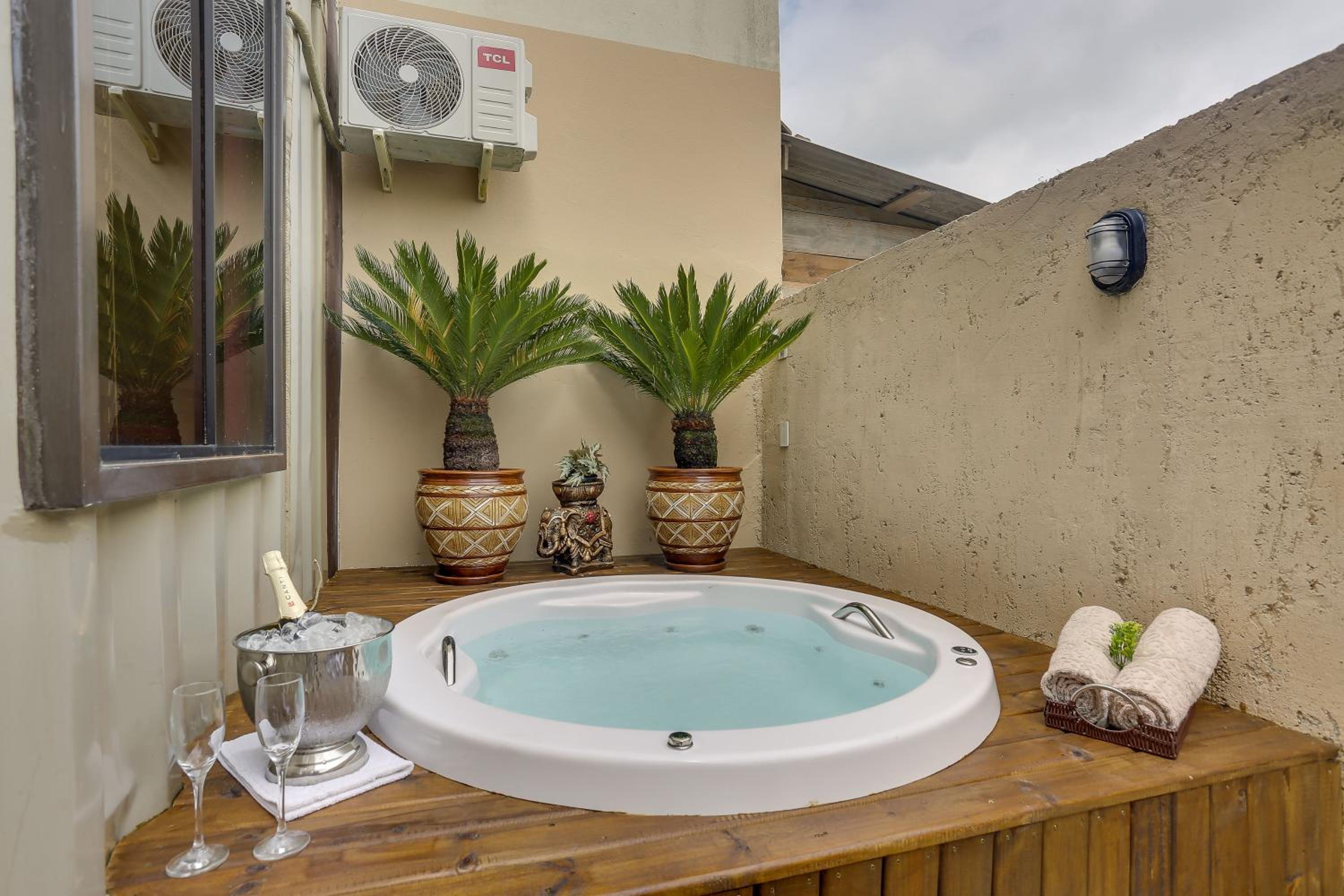 Double Room - Photo 7