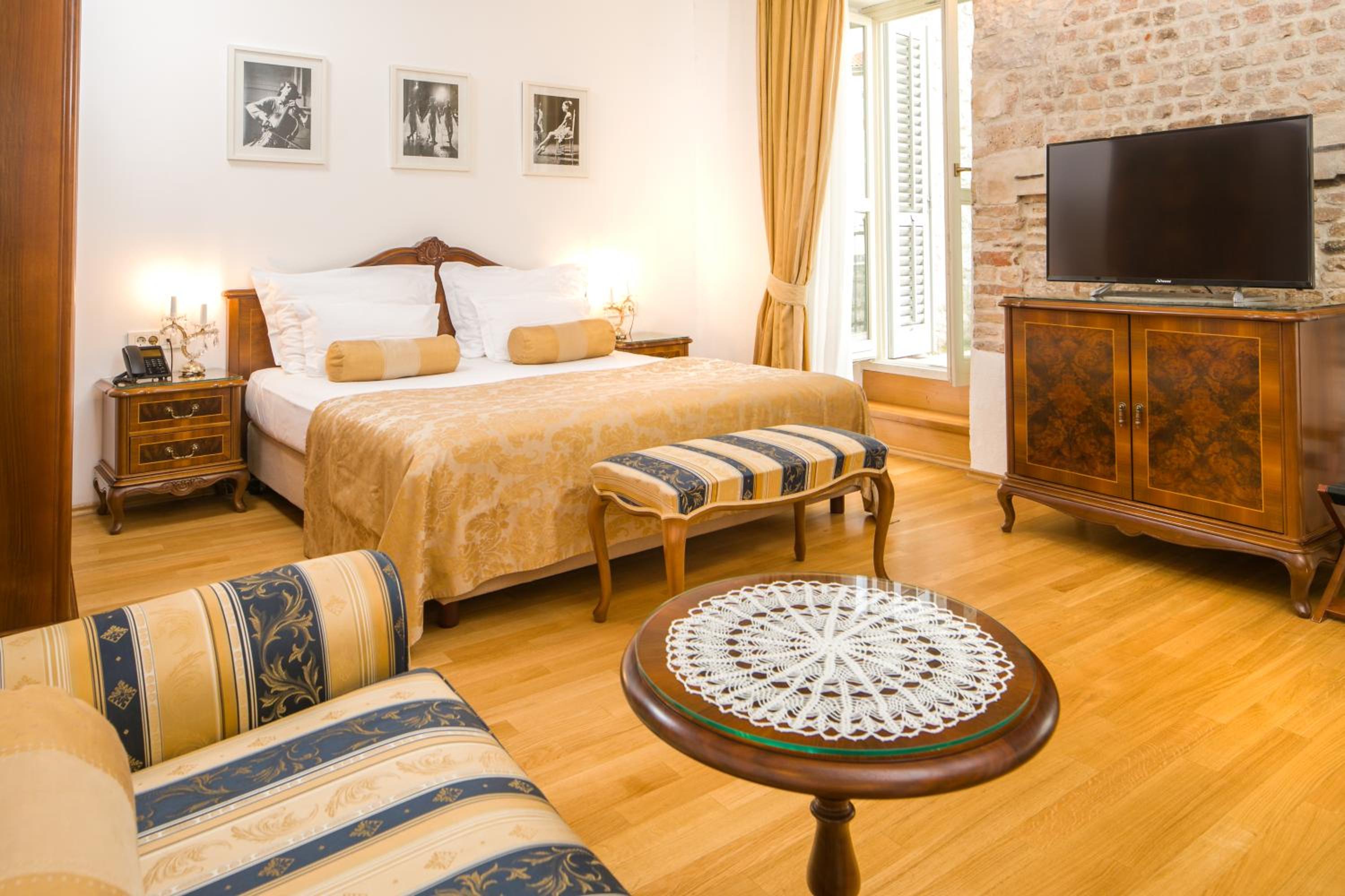 Deluxe Double Room with Balcony