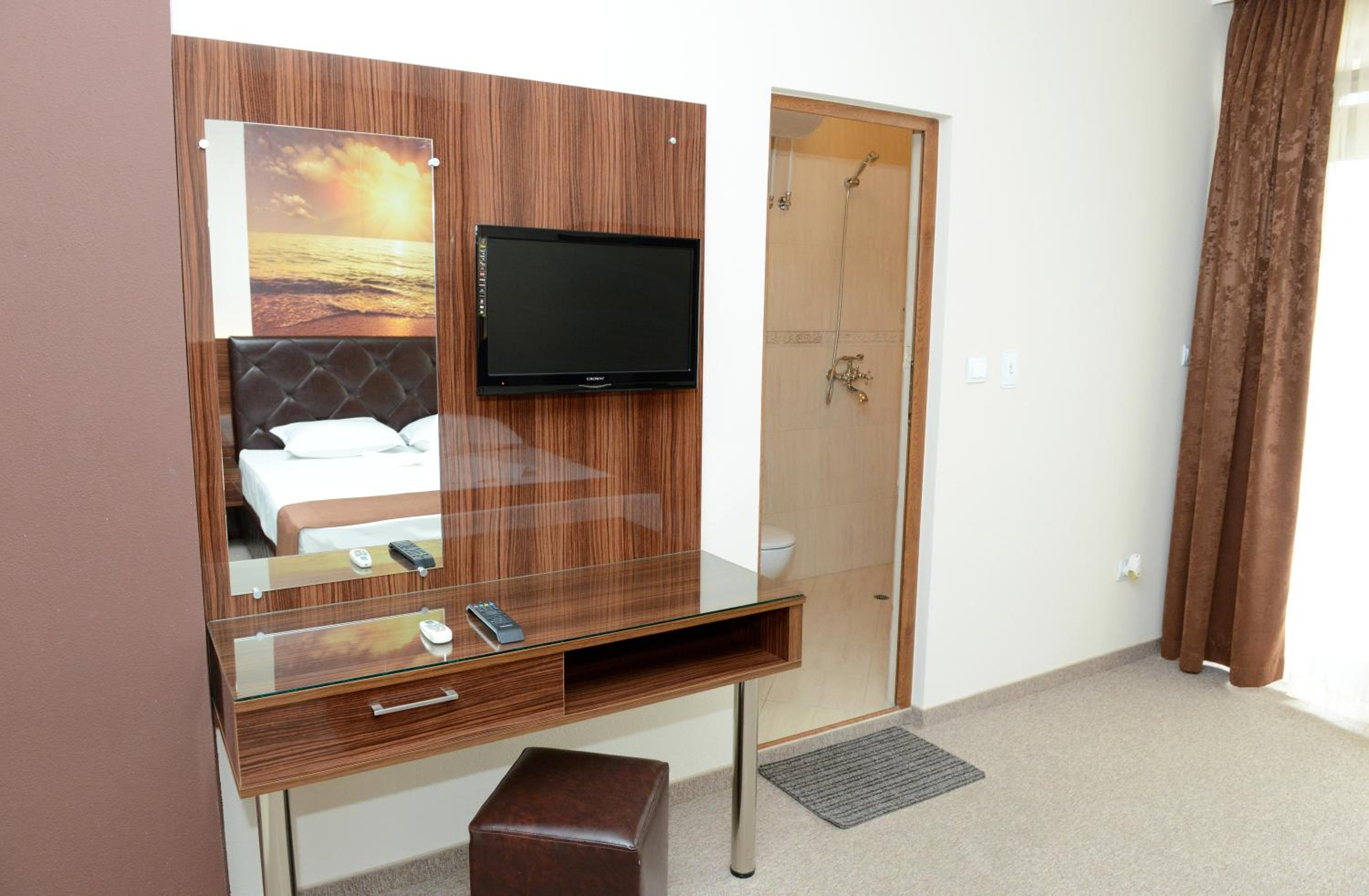 Studio with Sofa Bed and Balcony (2 Adults + 2 Children) photo 3