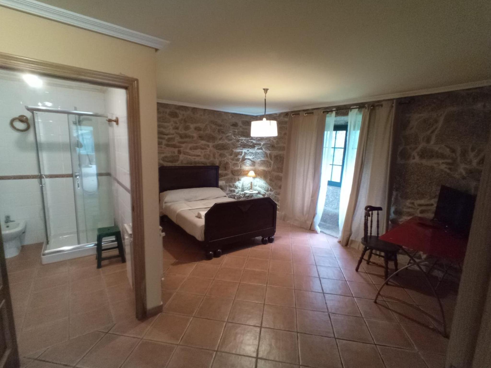 Habitación Doble con Baño Privado - Se admiten mascotas