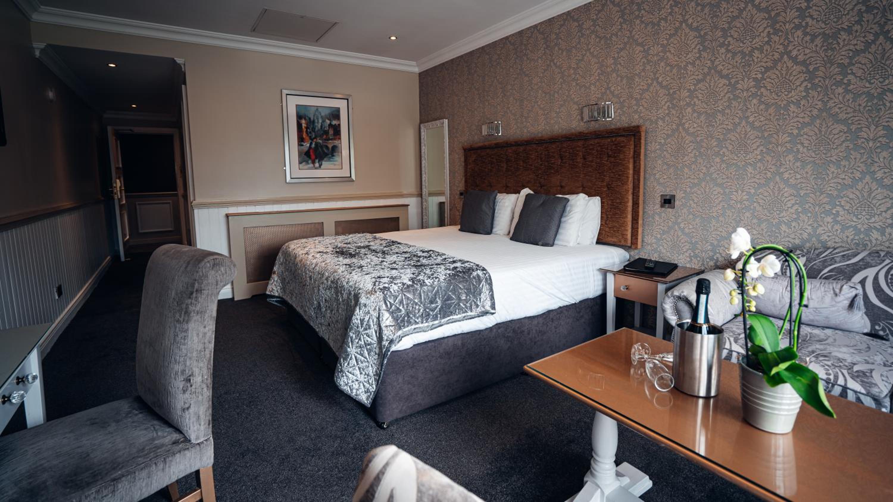 Superior King Room - Photo 1
