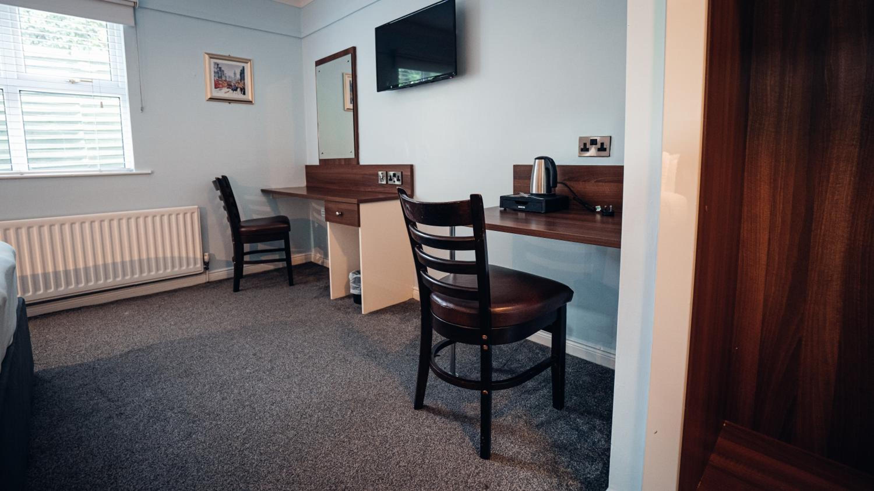 Double Room - Photo 2