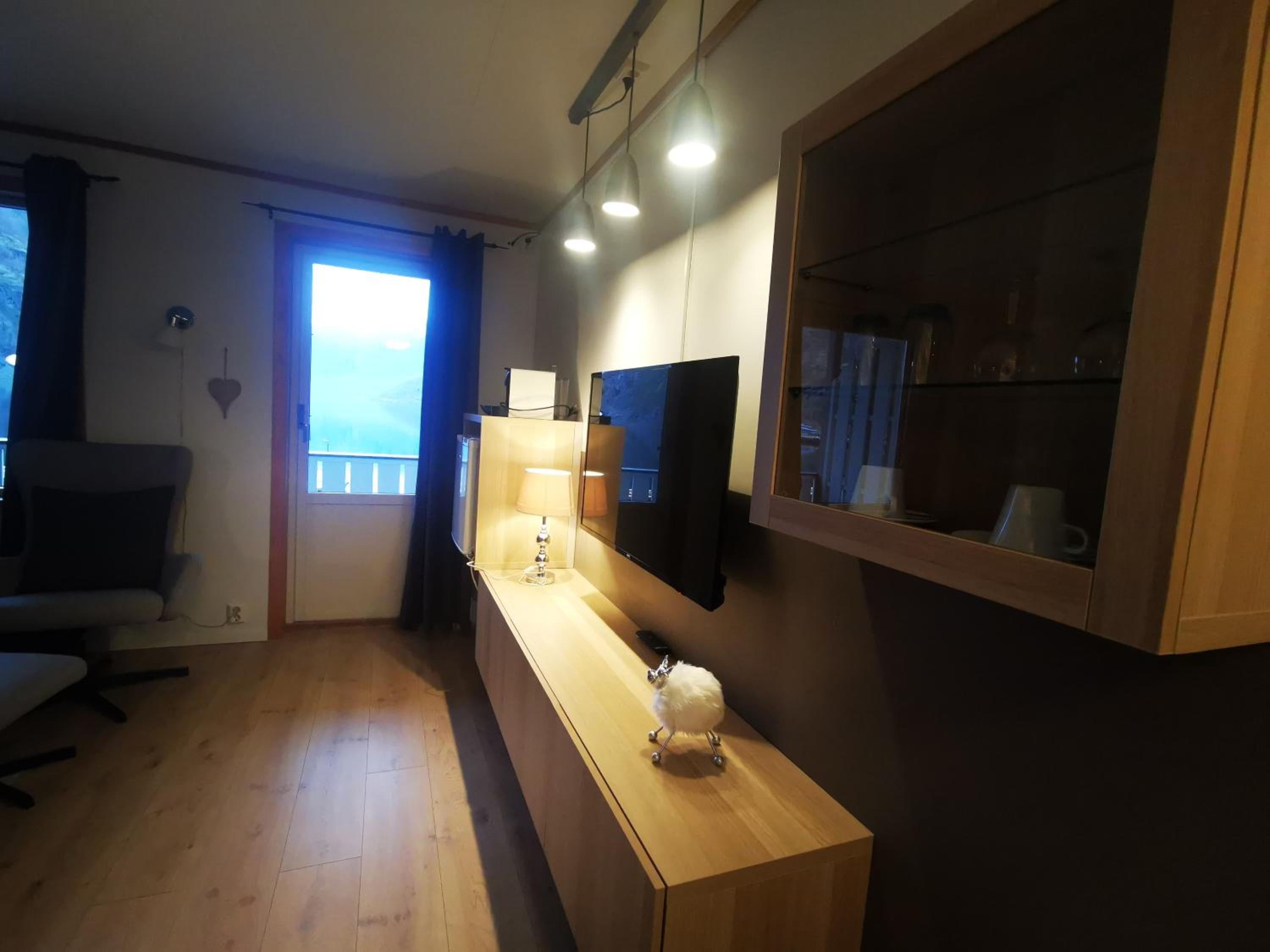 Junior suite with fjord view photo 1