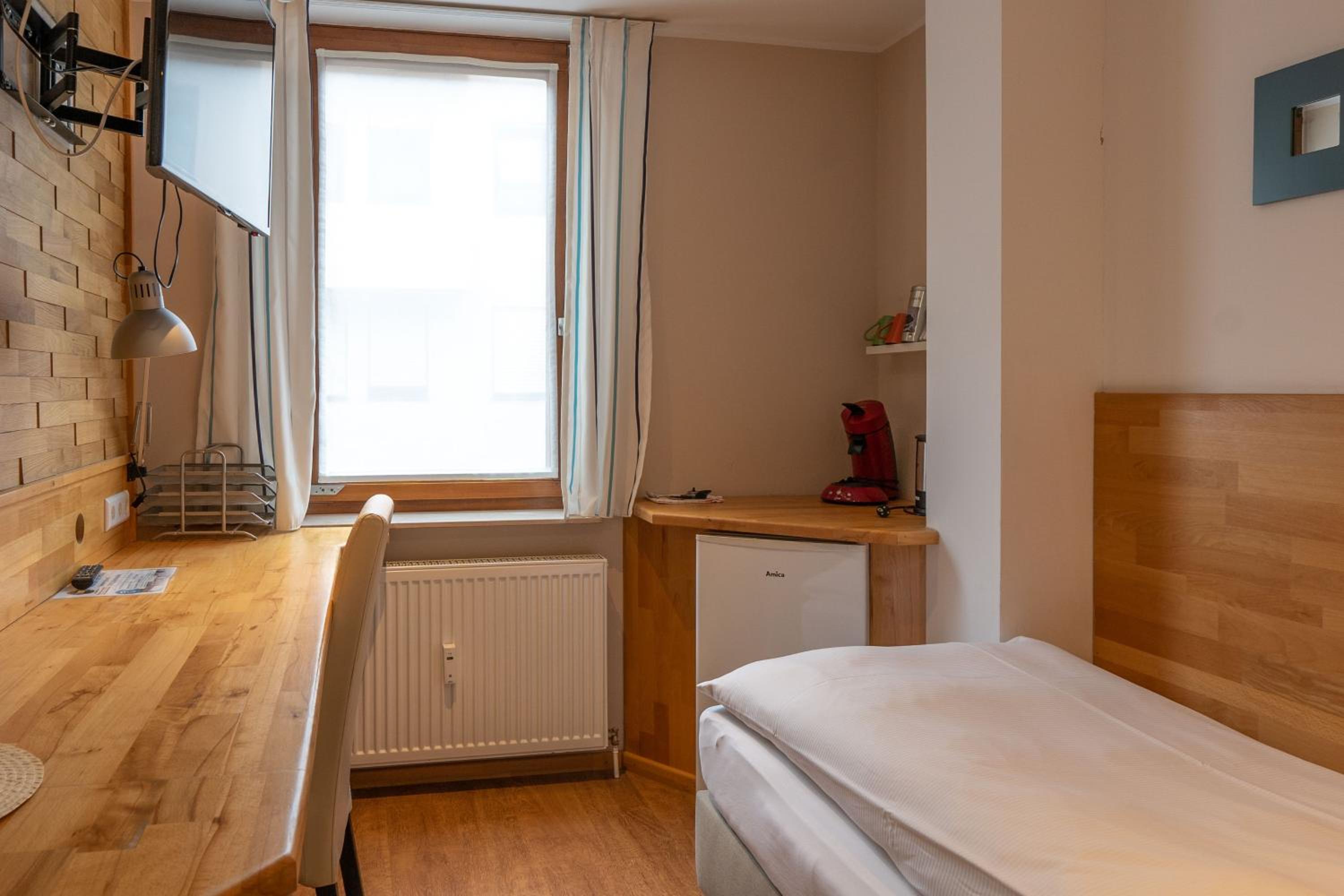 Standard Single Room