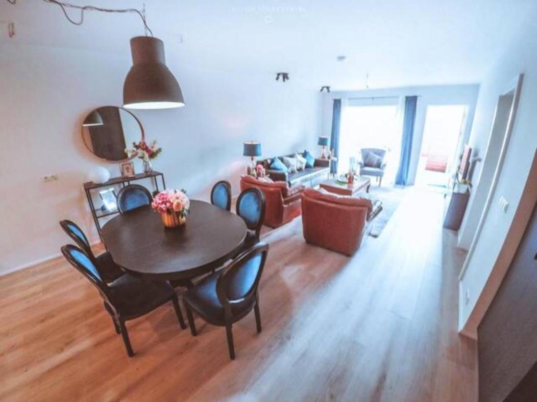 One-Bedroom Apartment - Photo 14