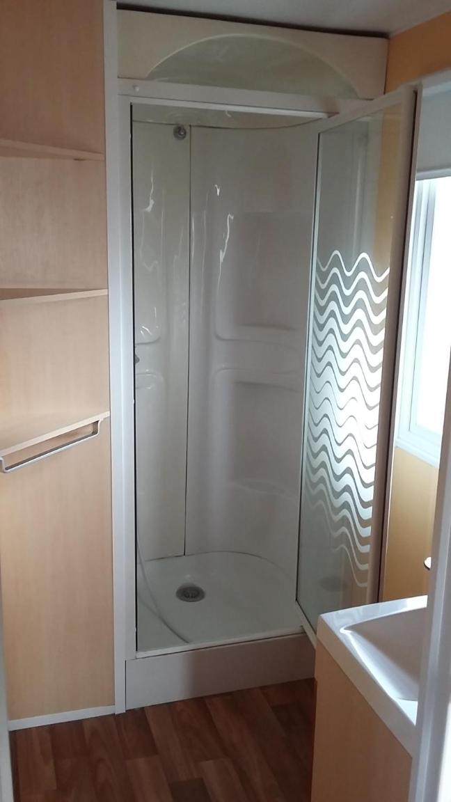 Mobile Home photo 3