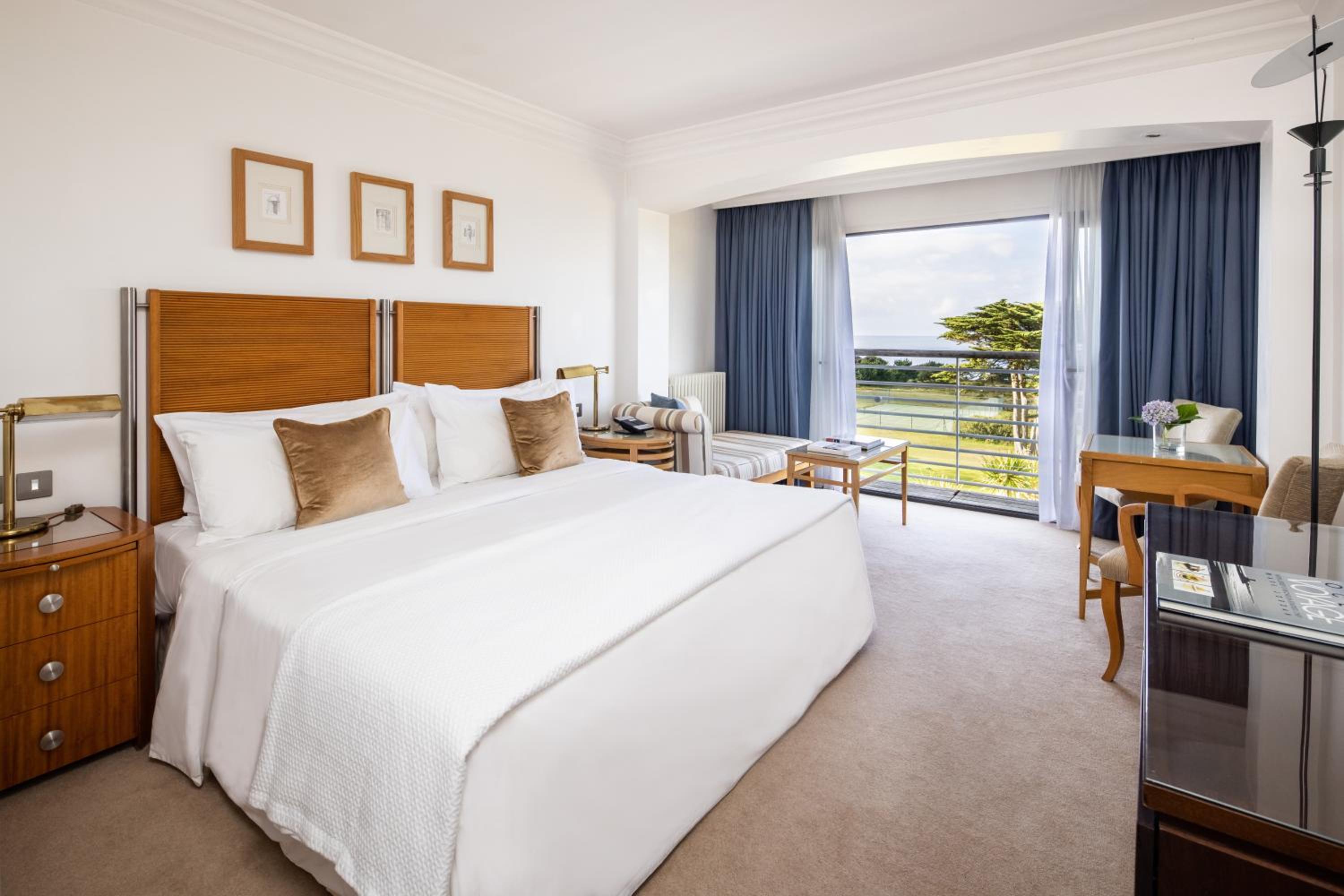 Double Room with Sea View - Photo 1