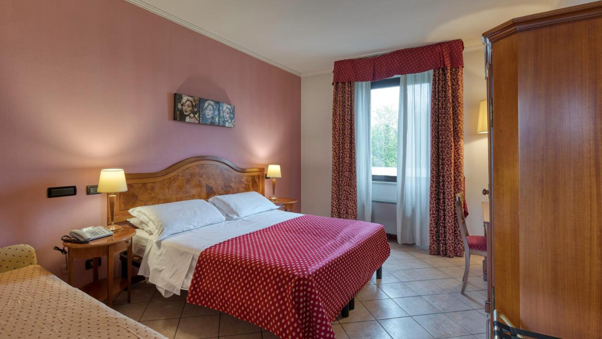 Triple Room - Photo 1