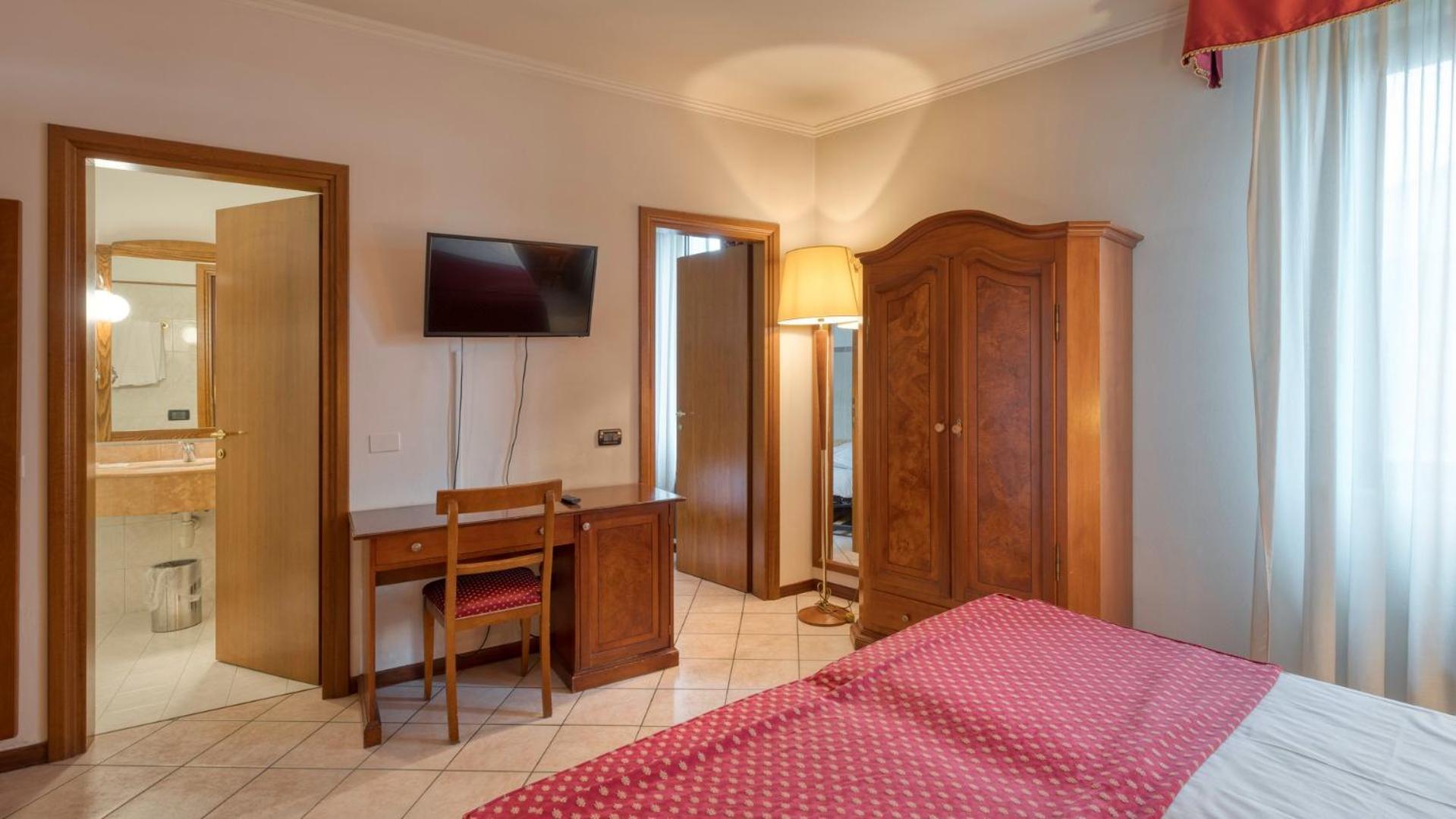 Quadruple Room photo 3