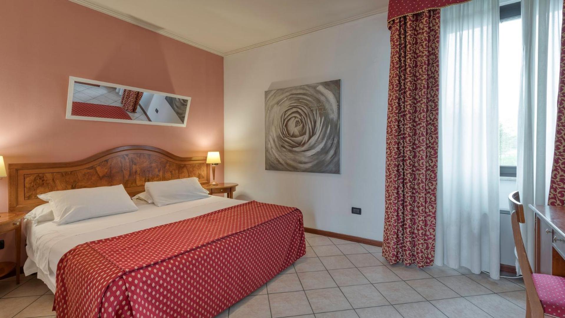 Superior Double Room - Photo 2