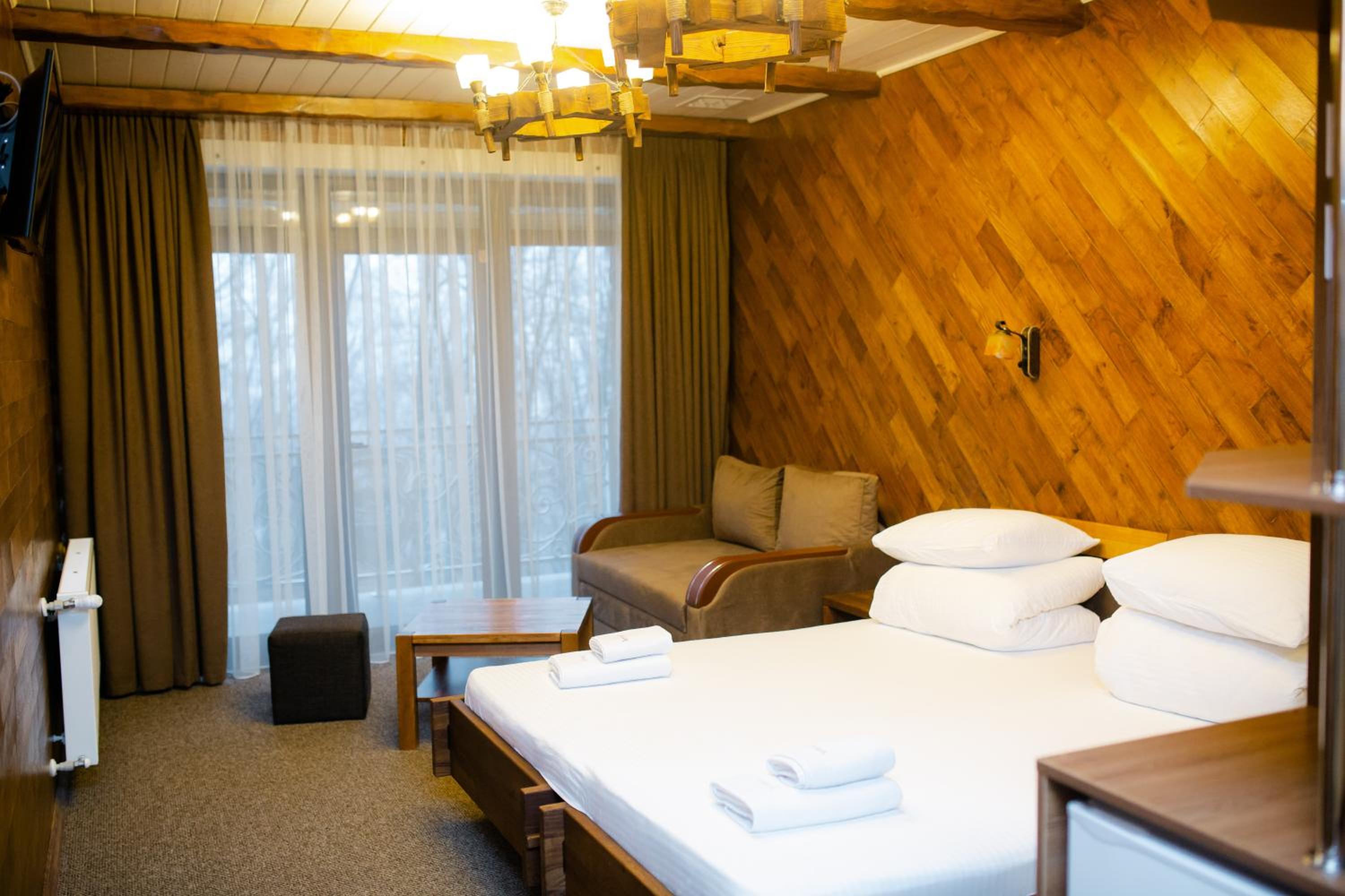 Double or Twin Room with Balcony photo 1