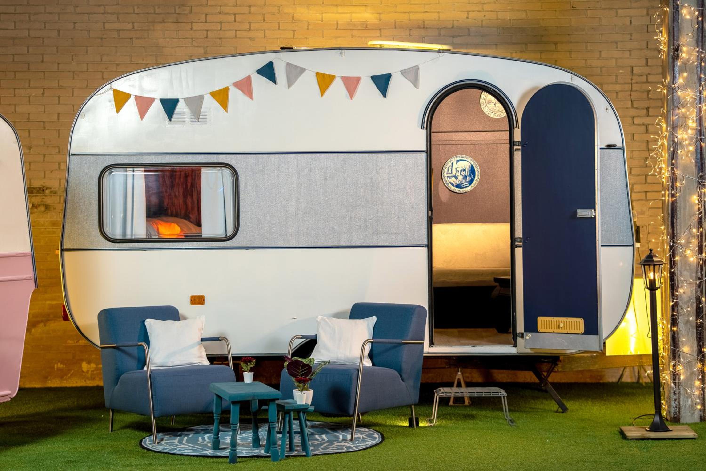 Modern Vintage Caravan photo 3