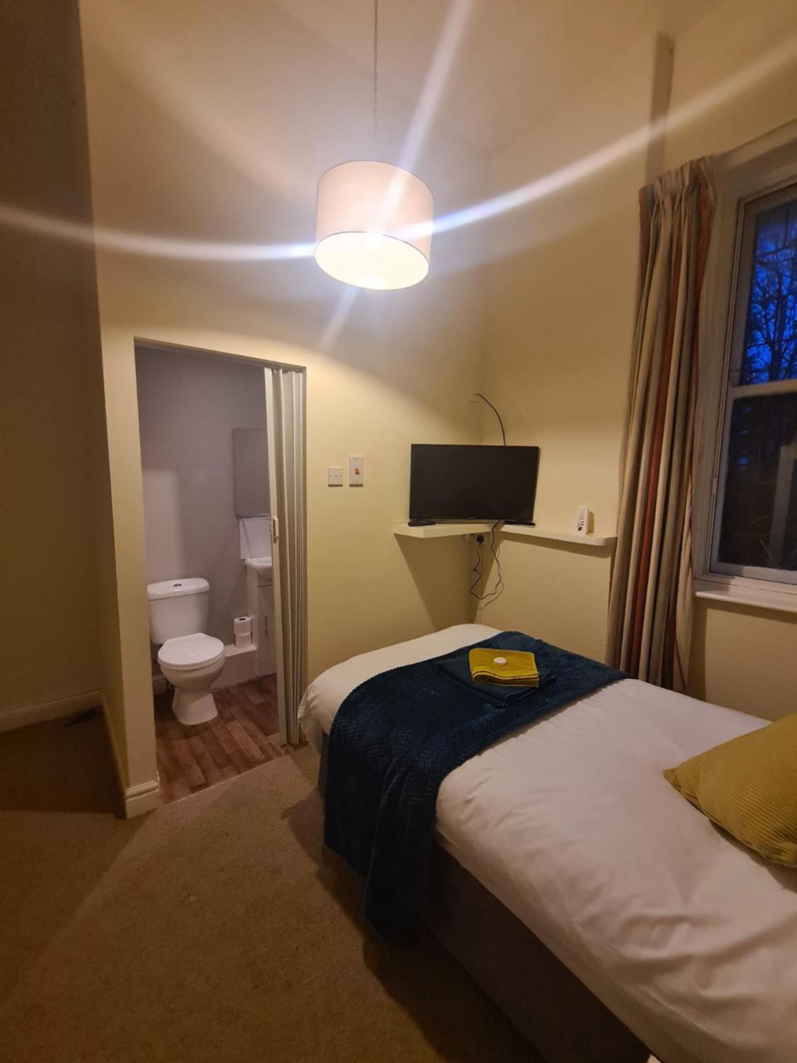 Single Room With Shower