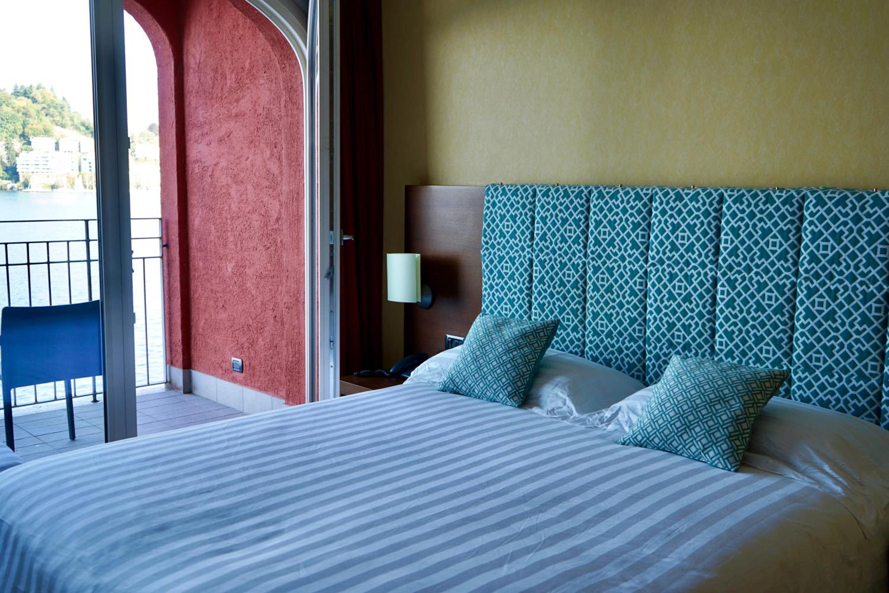 Junior Suite with Terrace and Lake View - Photo 1