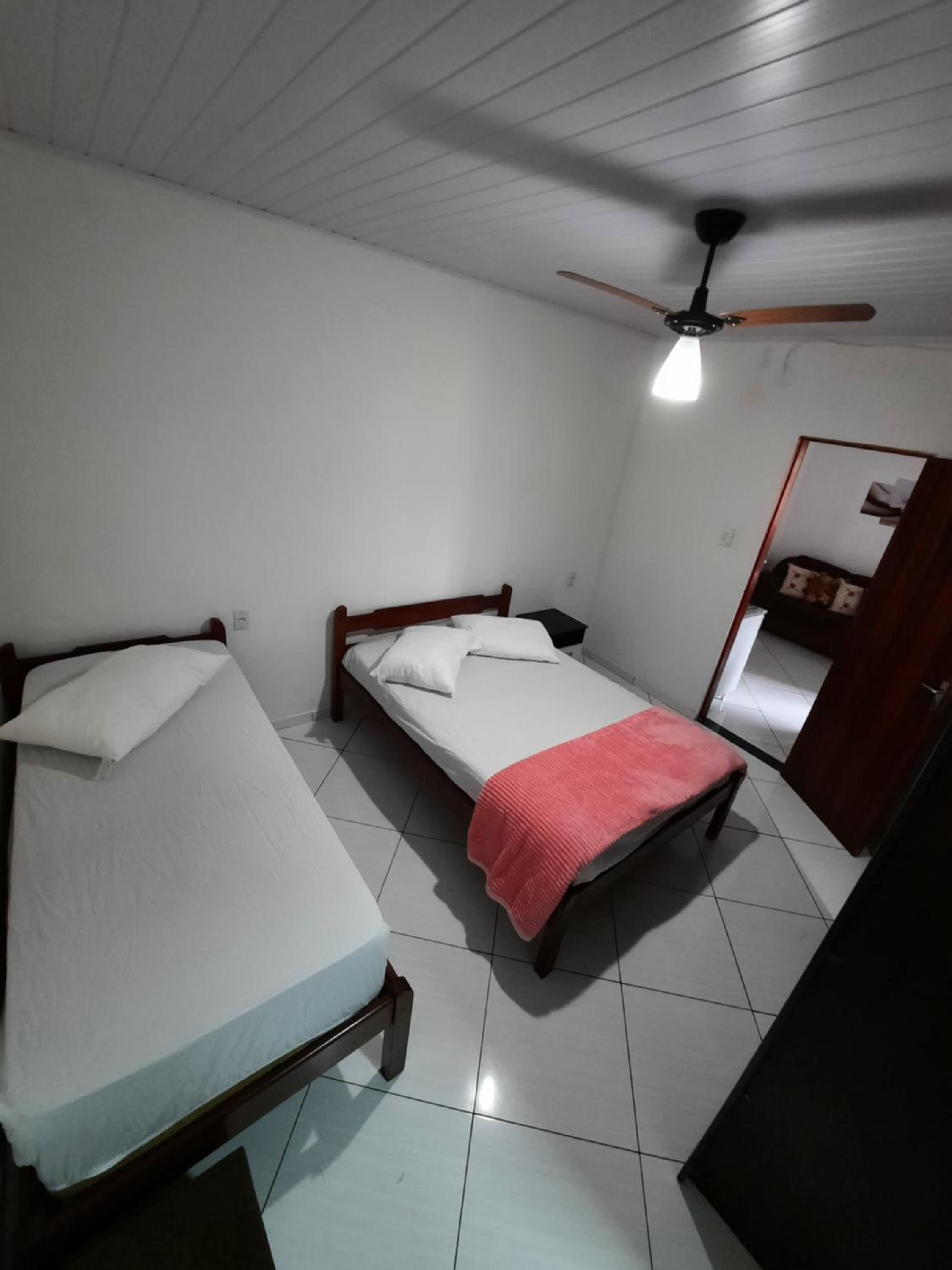 One-Bedroom House - Photo 11