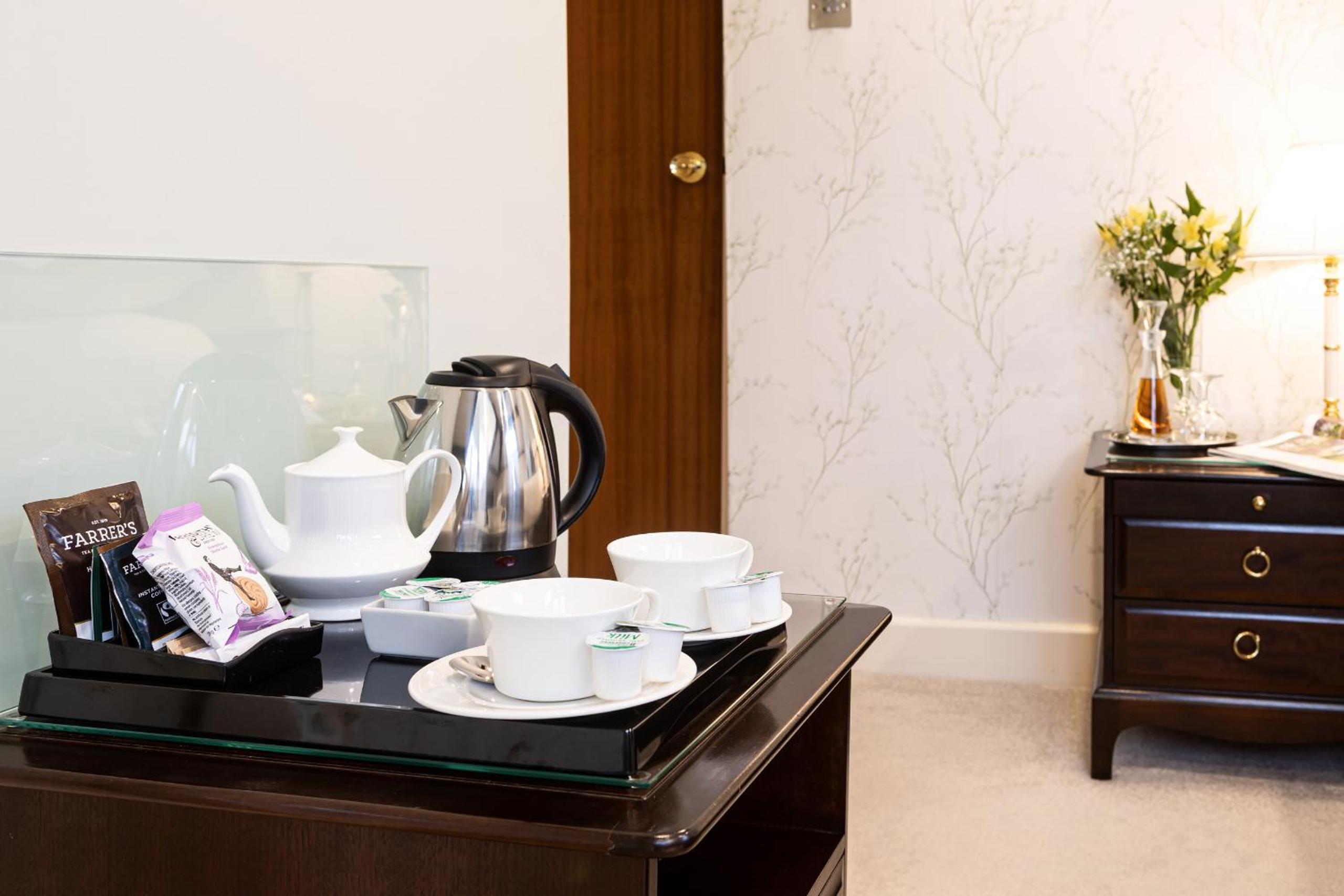 Double Room with Lake View - Photo 24
