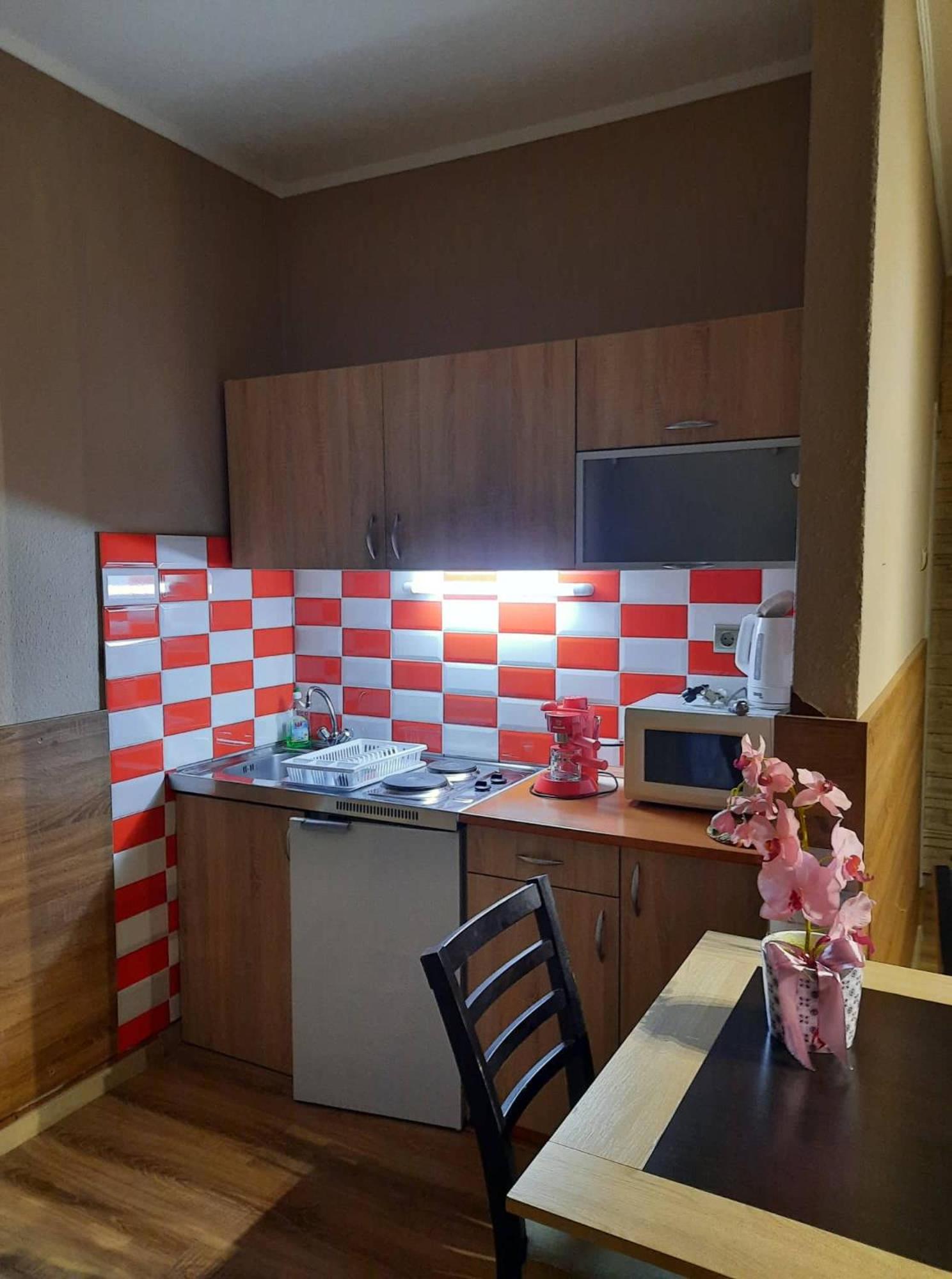 Two-Bedroom Apartment - Photo 6