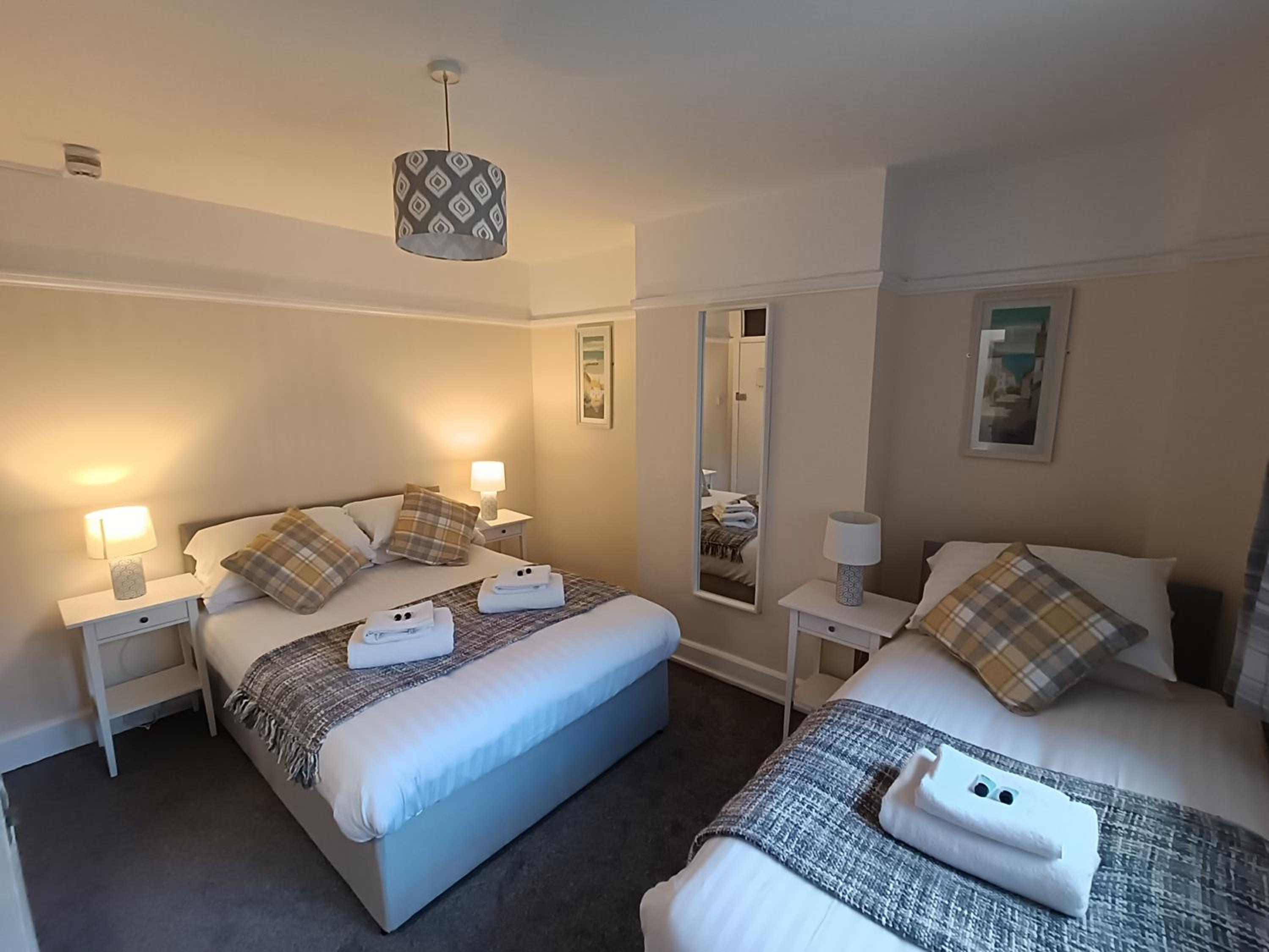 Triple Room with Private Bathroom