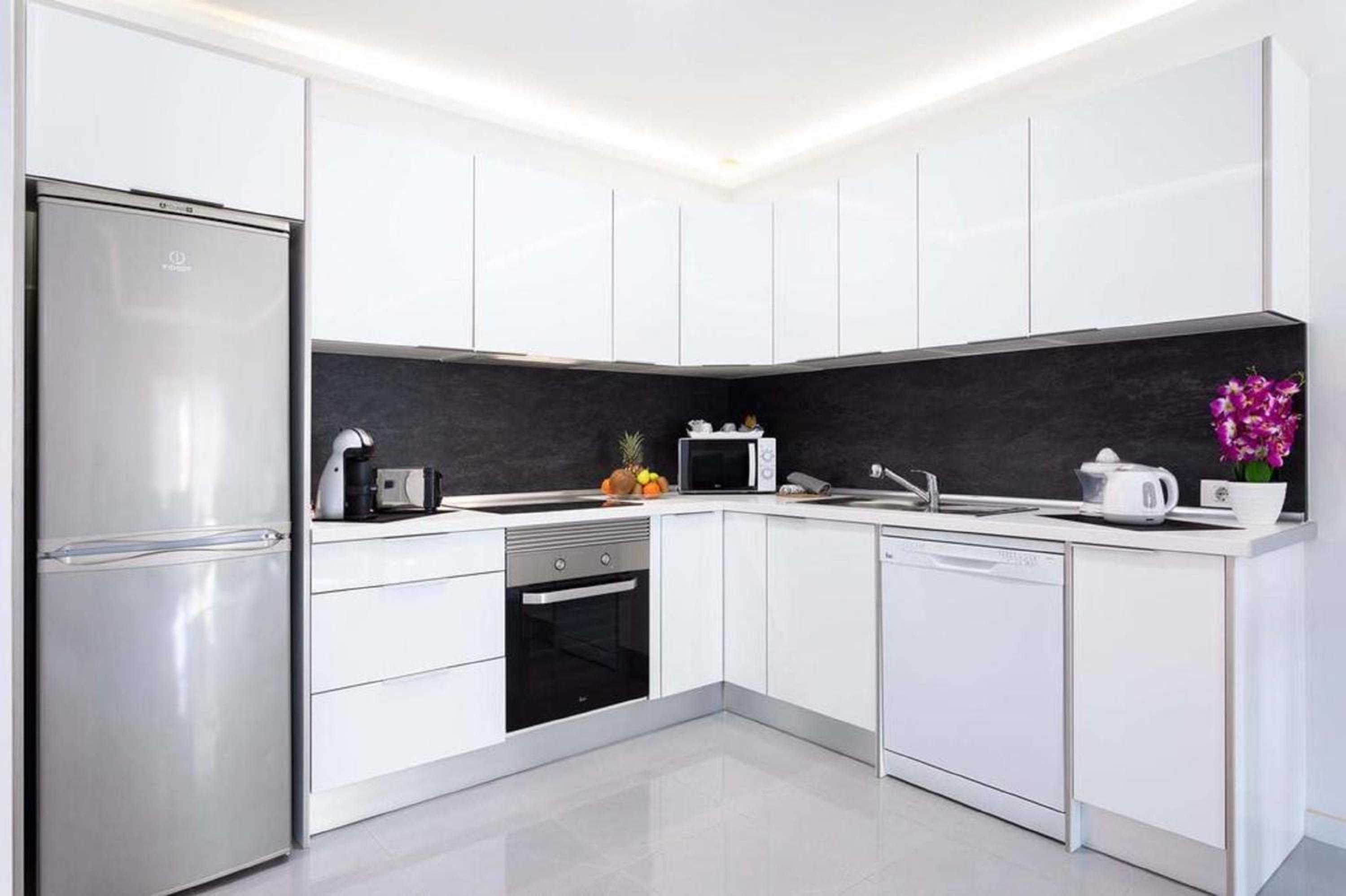 Two-Bedroom Apartment - Photo 10