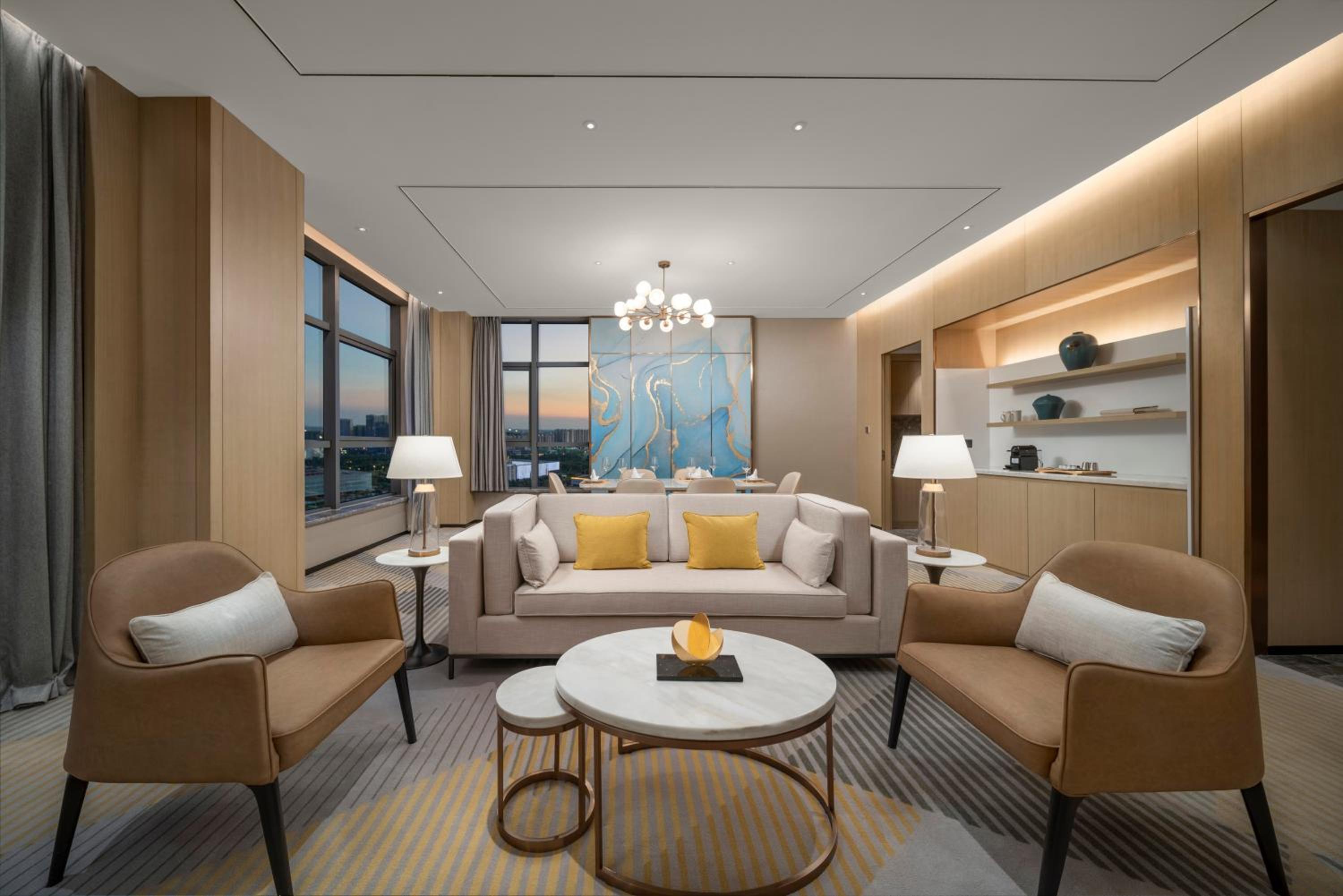 One-Bedroom Suite - Top Floor