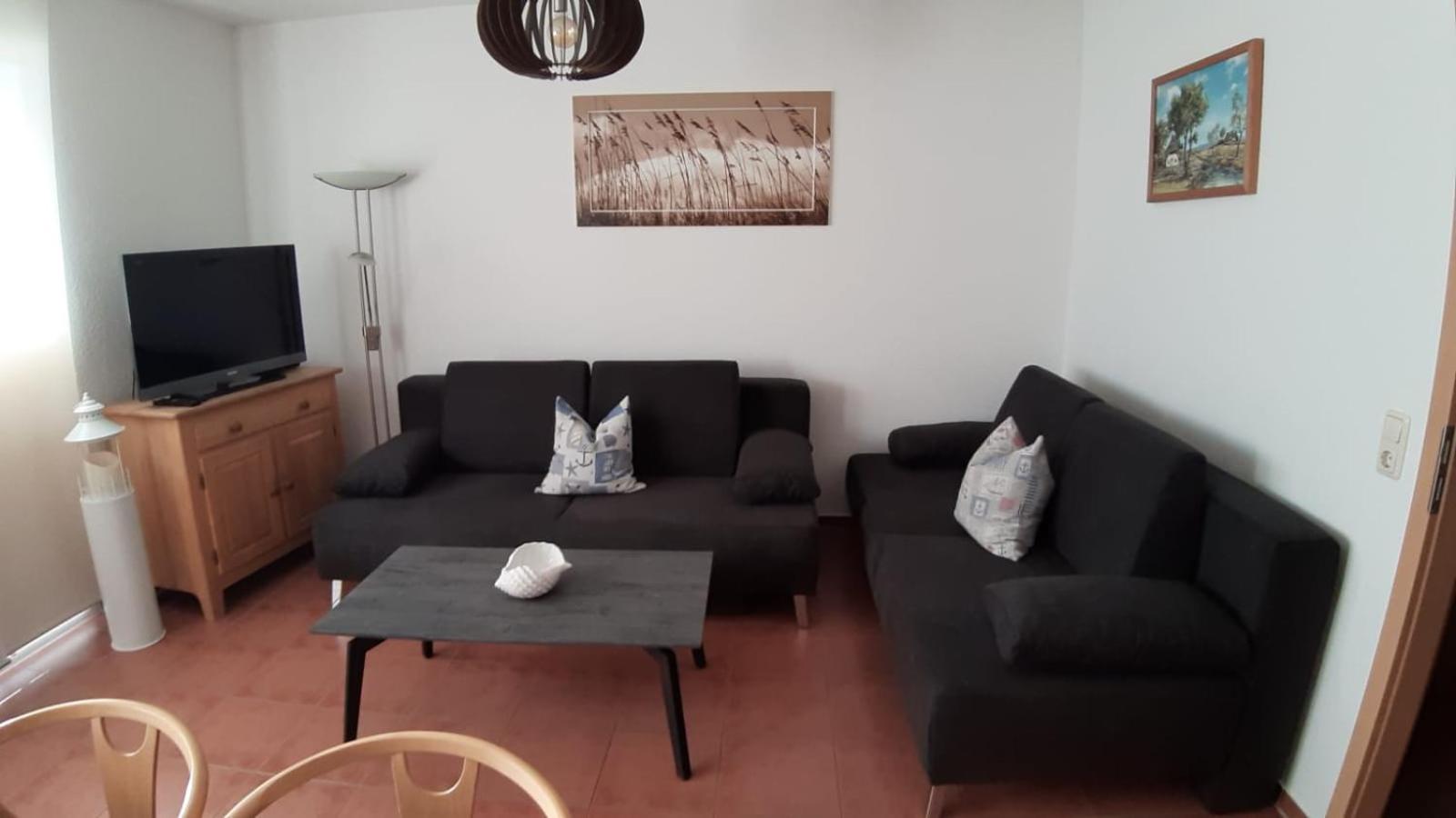 Apartment with Terrace photo 2