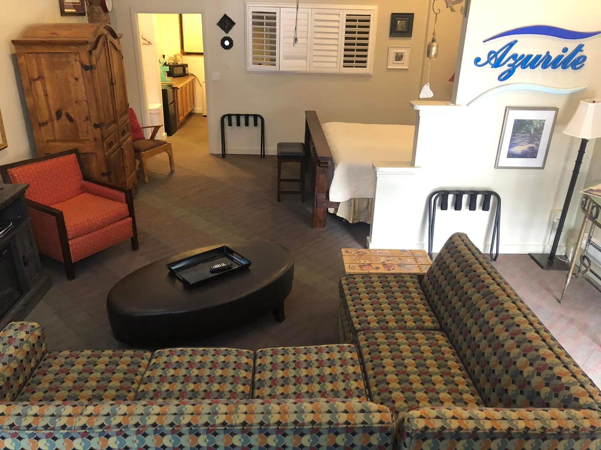 Superior King Suite photo 1