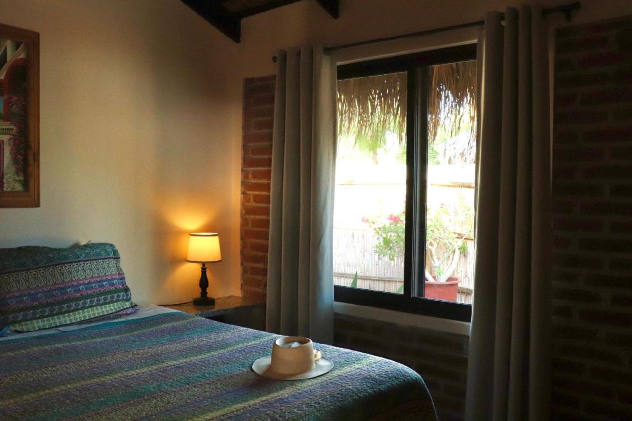 Bungalow with Sea View - Photo 1